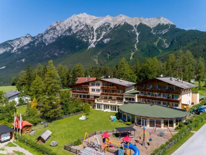 Property building in Kinderhotel Lärchenhof