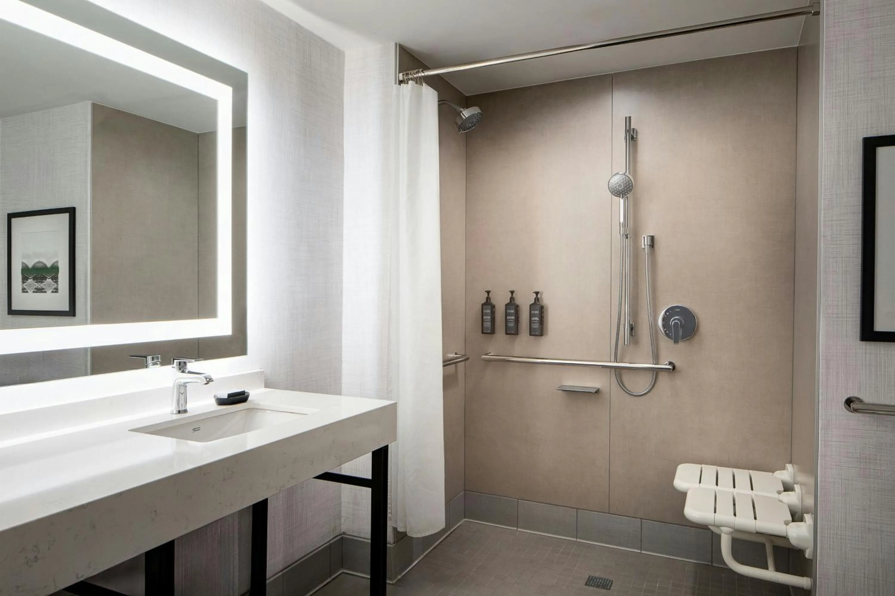 Bathroom in Sheraton Westport Lakeside Chalet