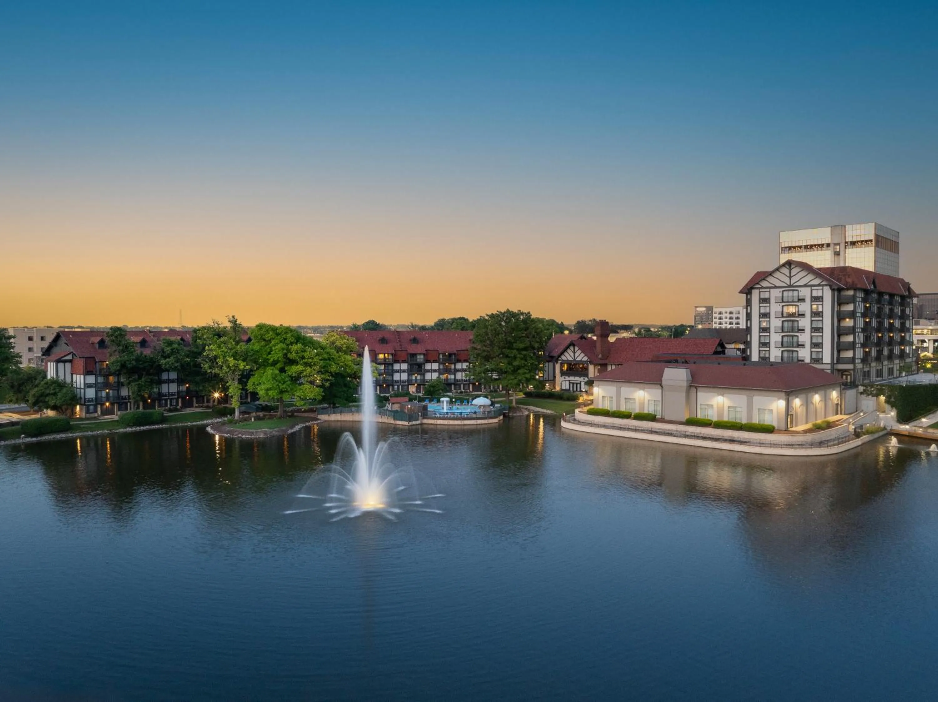 Property building in Sheraton Westport Lakeside Chalet