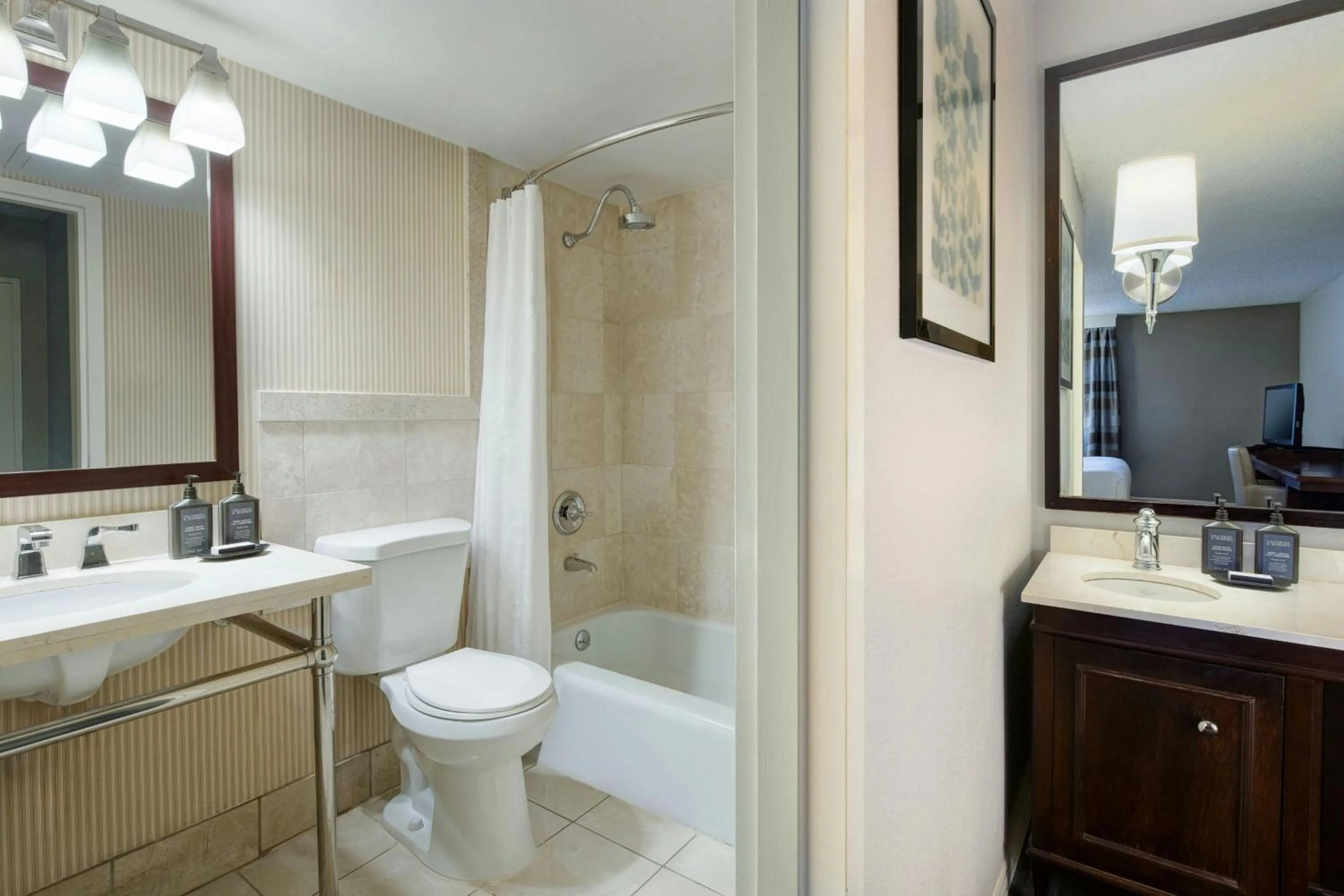 Bathroom in Sheraton Westport Lakeside Chalet