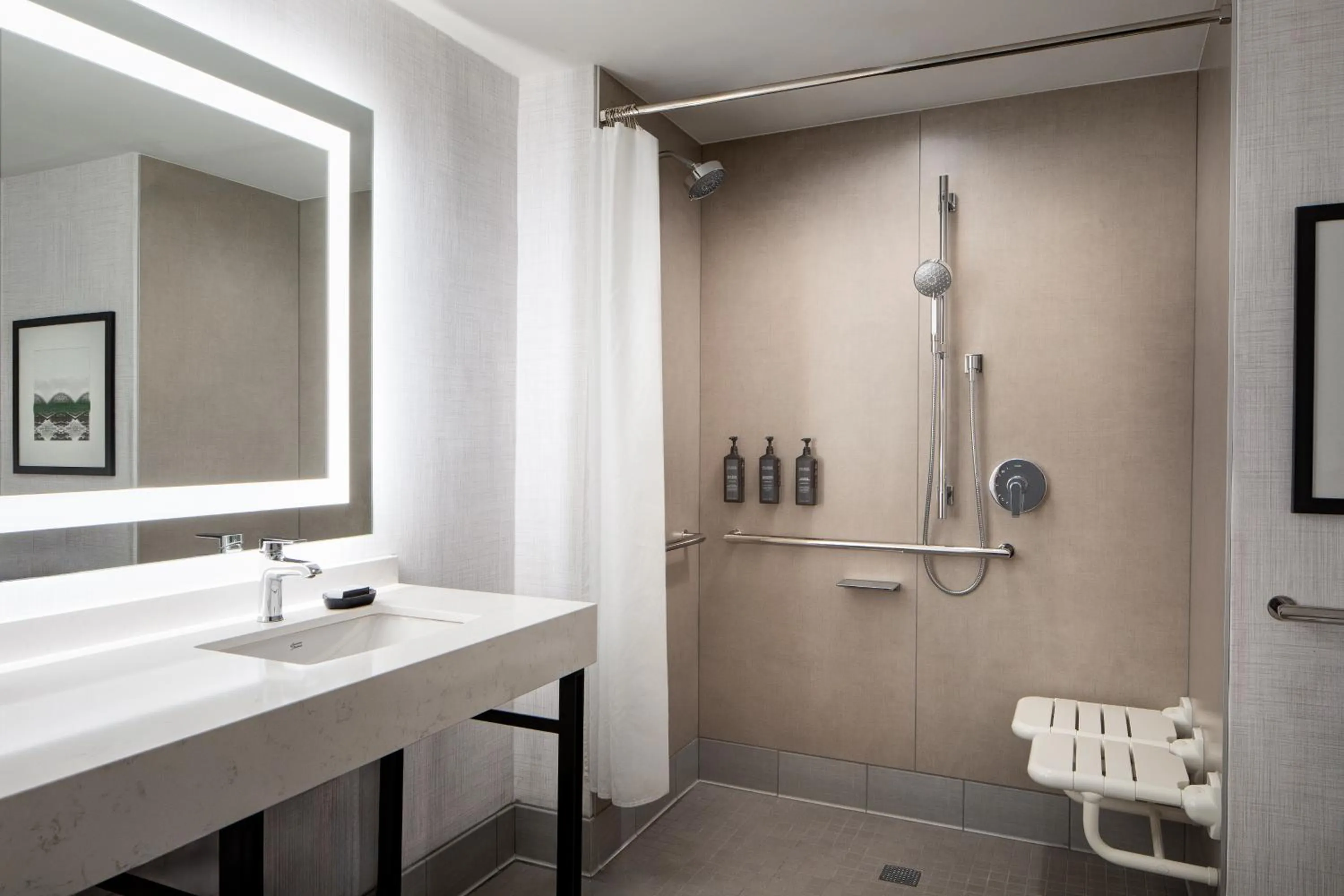 Bathroom in Sheraton Westport Lakeside Chalet