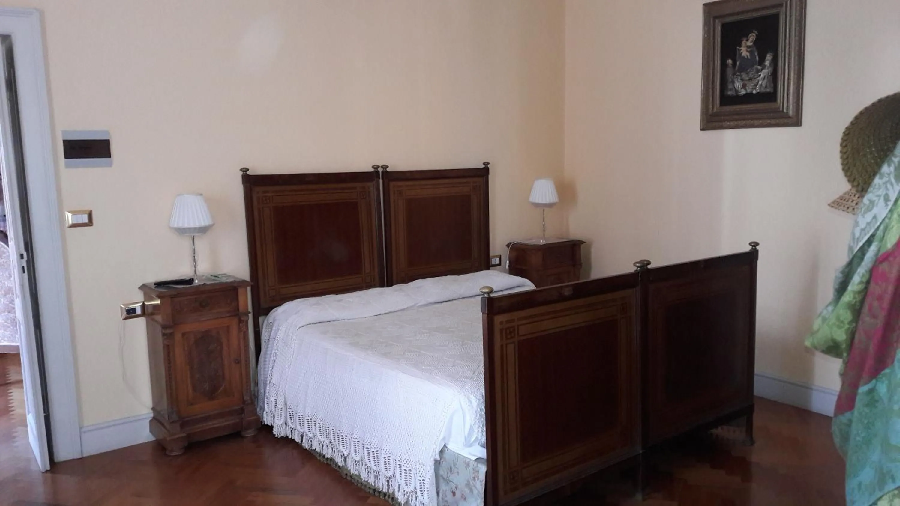 King Room - single occupancy in B&B Casa Laviano