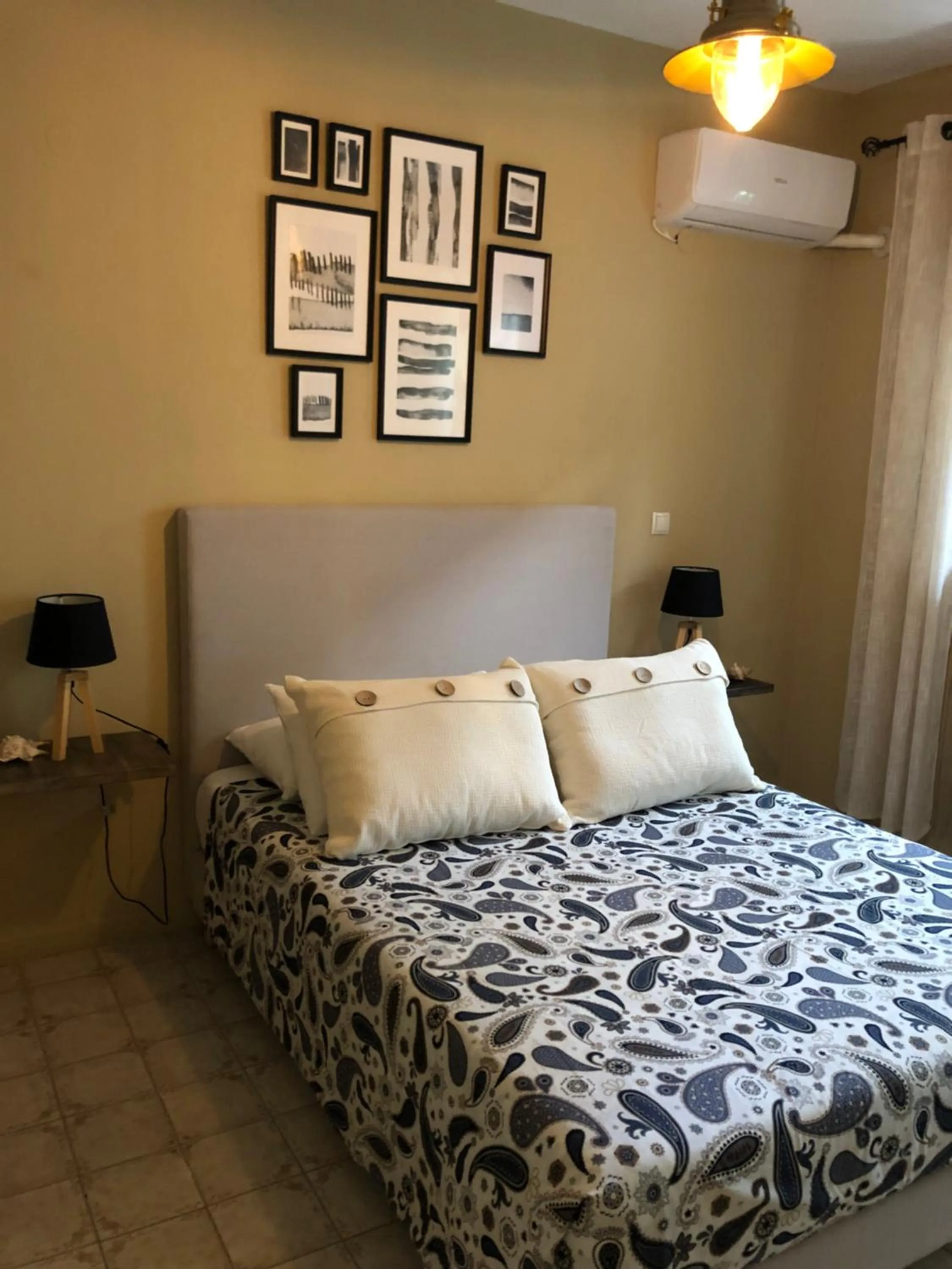 Rhodes Backpackers Boutique Hostel and Apartments