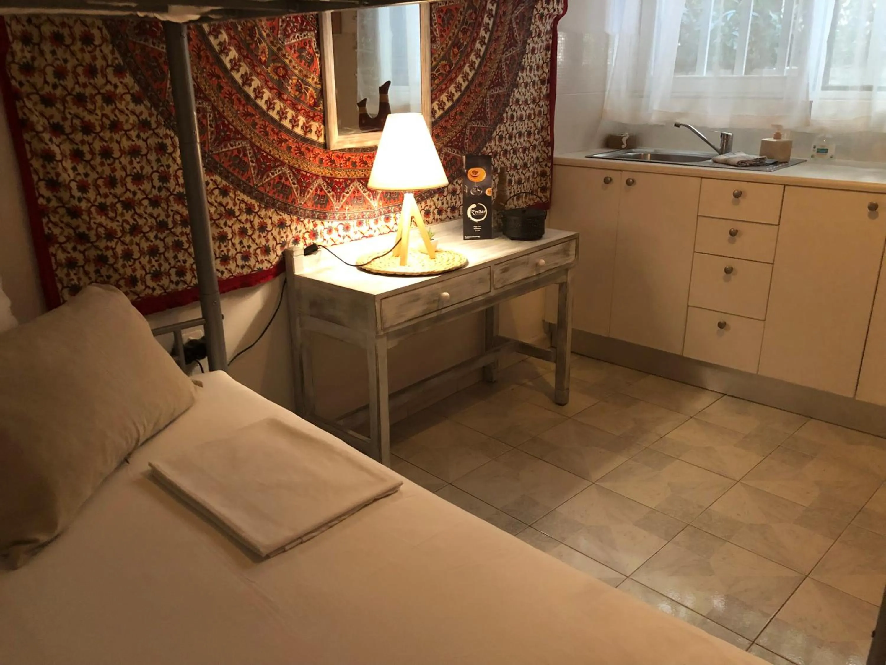 Rhodes Backpackers Boutique Hostel and Apartments