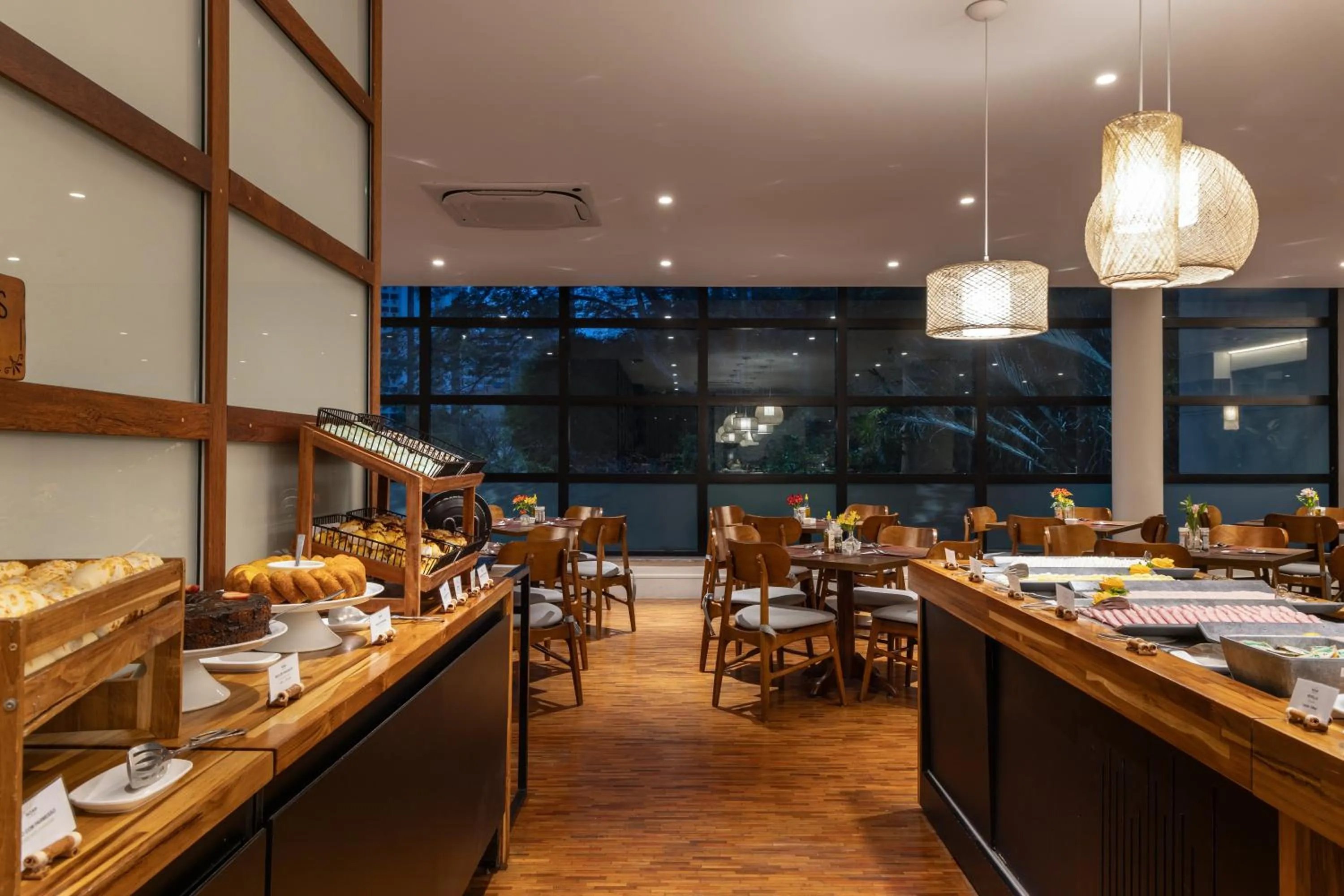 Restaurant/places to eat in Blue Tree Premium Paulista