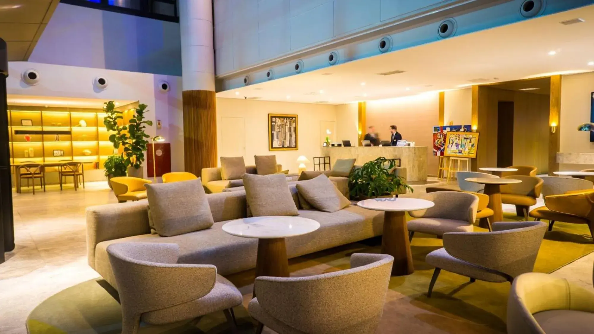 Lobby or reception in Blue Tree Premium Paulista Lobby or reception in Blue Tree Premium Paulista