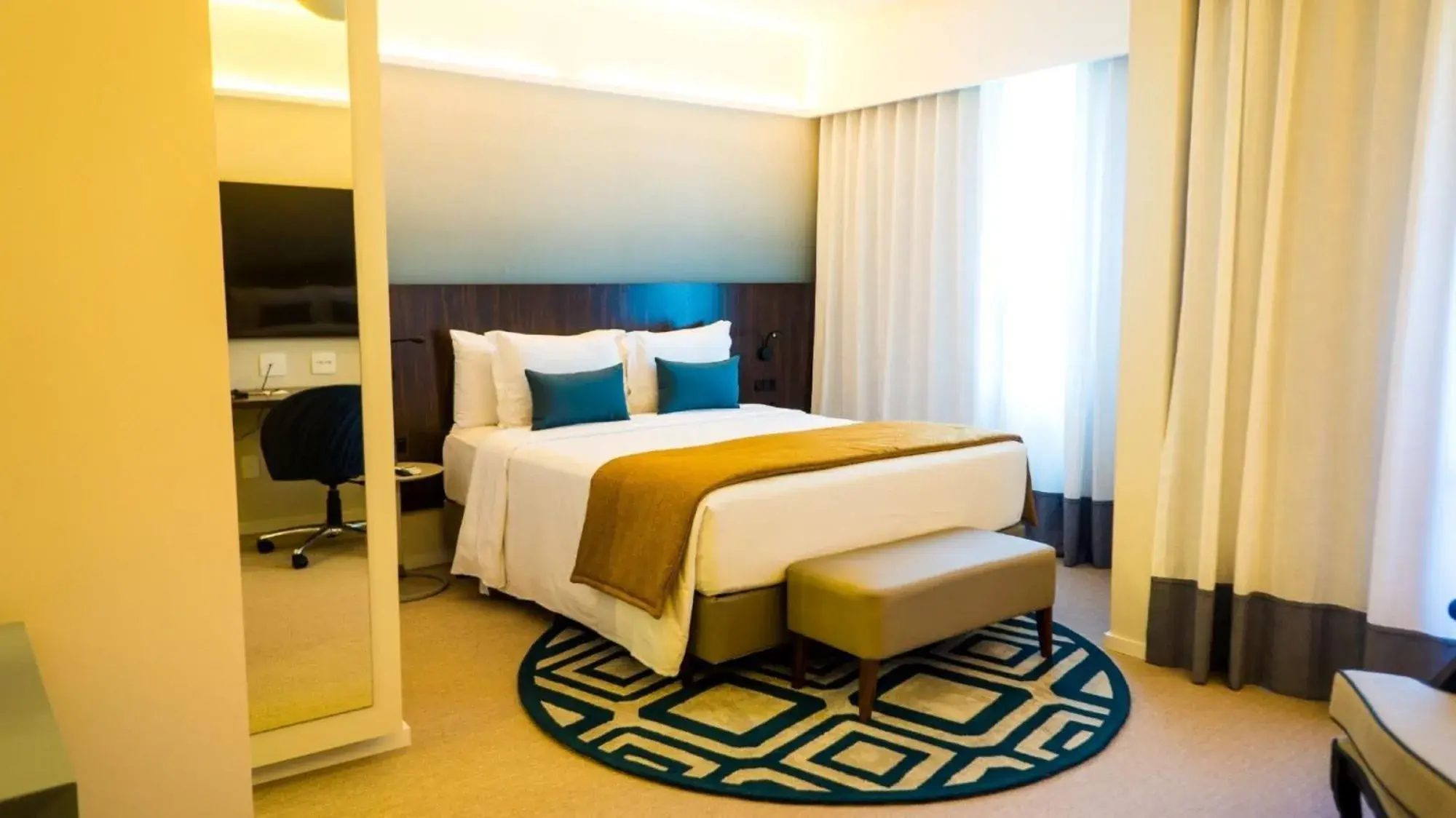 Bed in Blue Tree Premium Paulista Bed in Blue Tree Premium Paulista