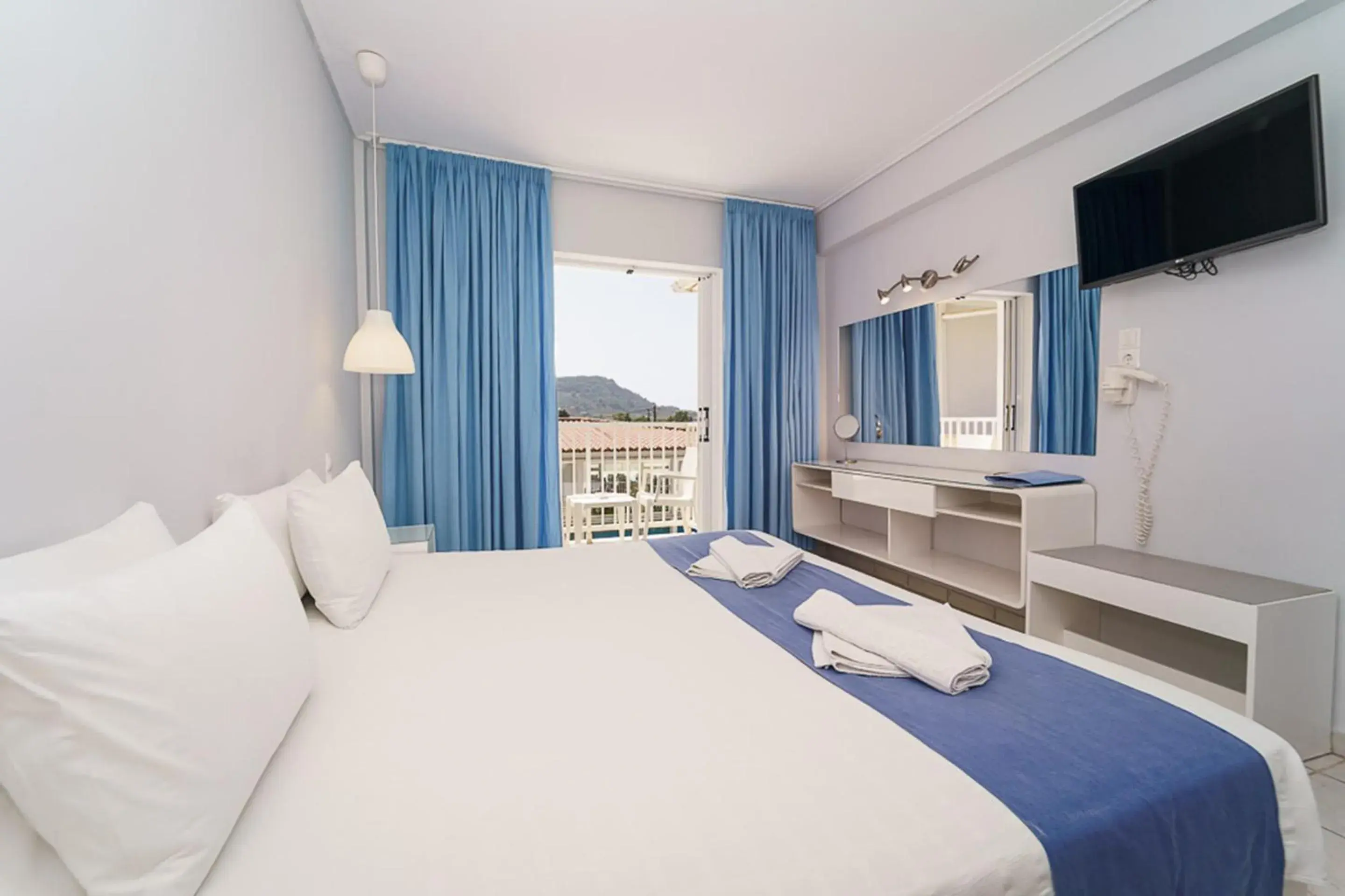 Bed in Filoxenia Hotel Zakynthos Bed in Filoxenia Hotel Zakynthos