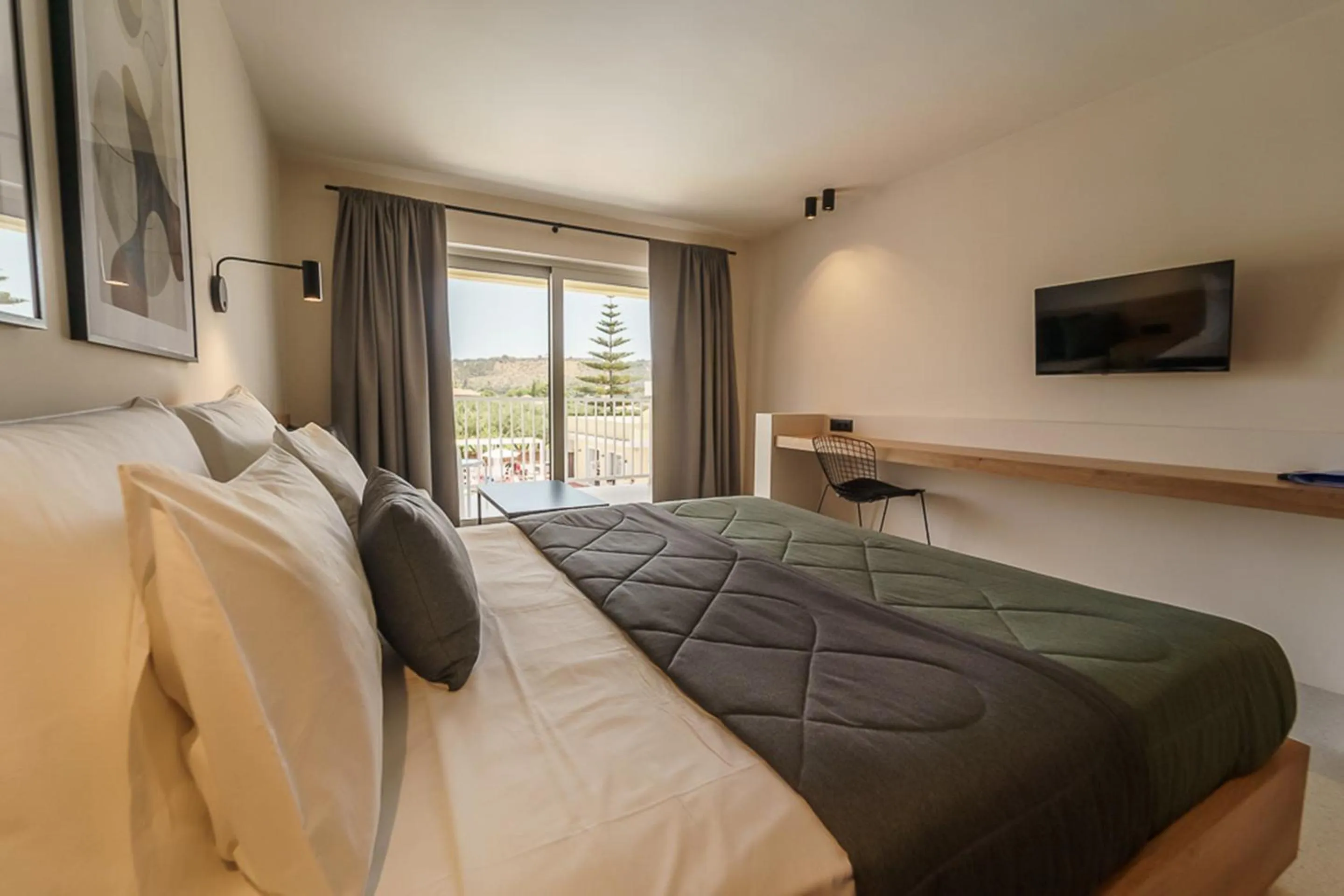 Bed in Filoxenia Hotel Zakynthos