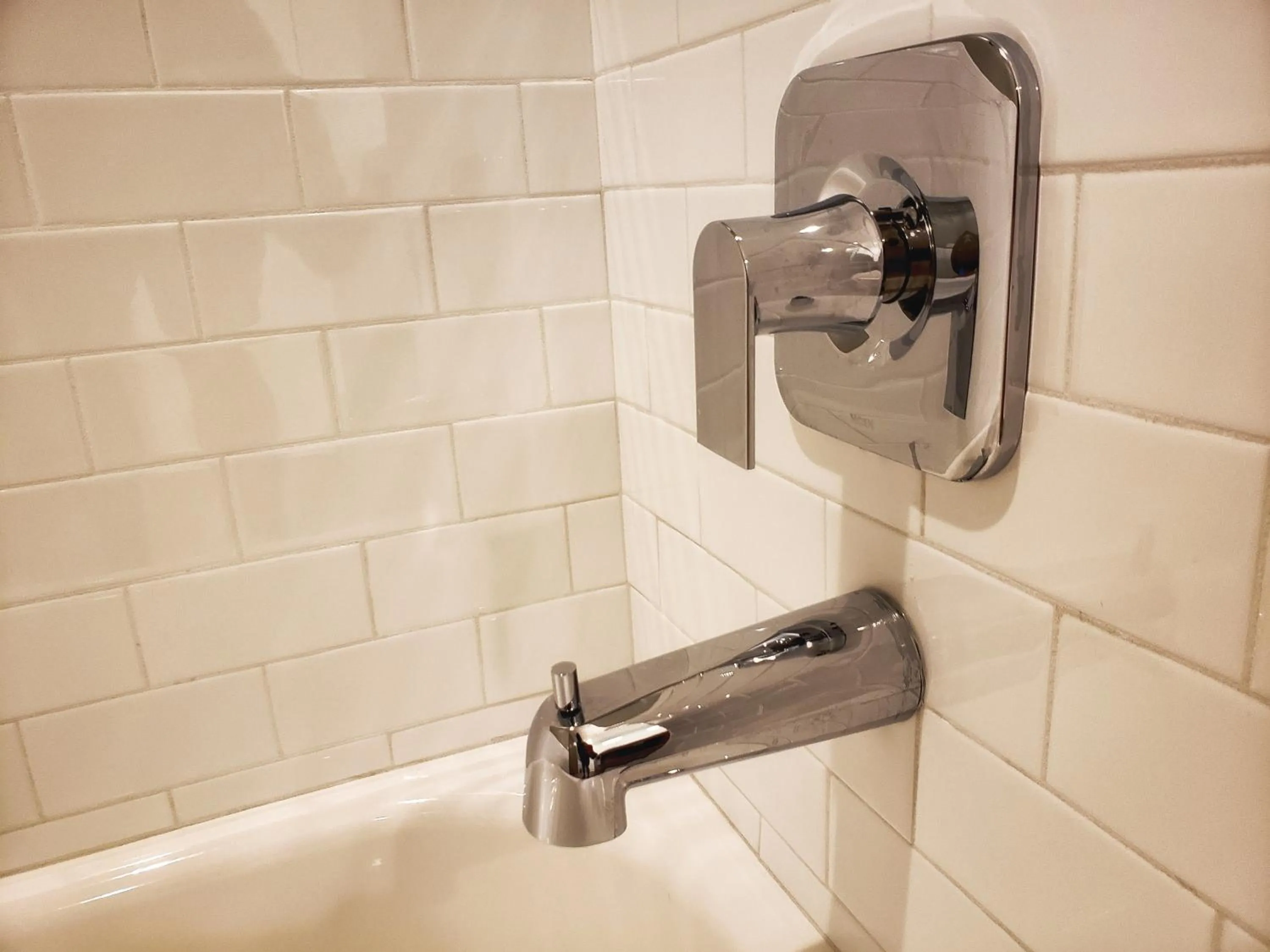Shower in Driftwood Lodge