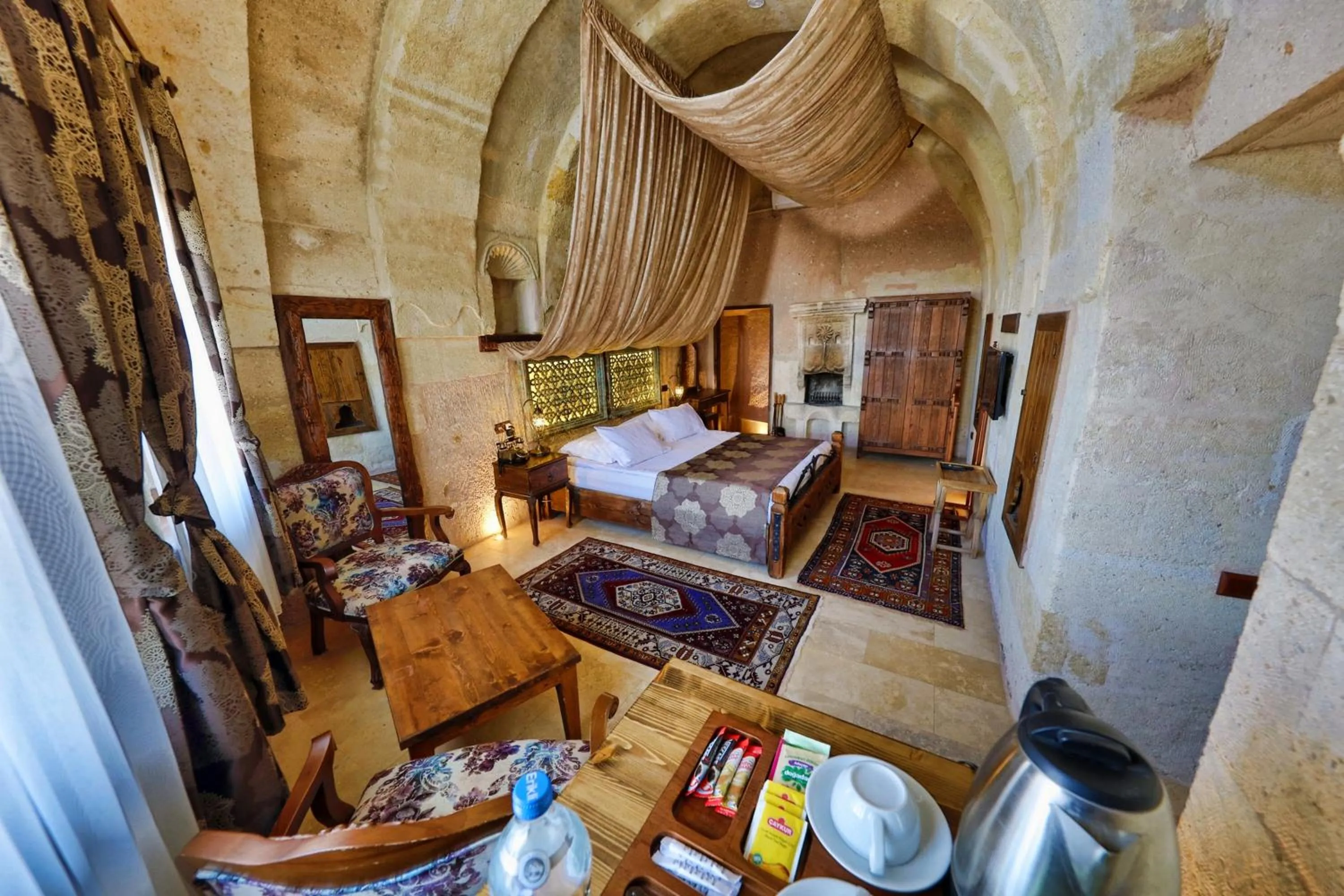 Coffee/tea facilities, Bed in Eyes Of Cappadocia Cave Hotel