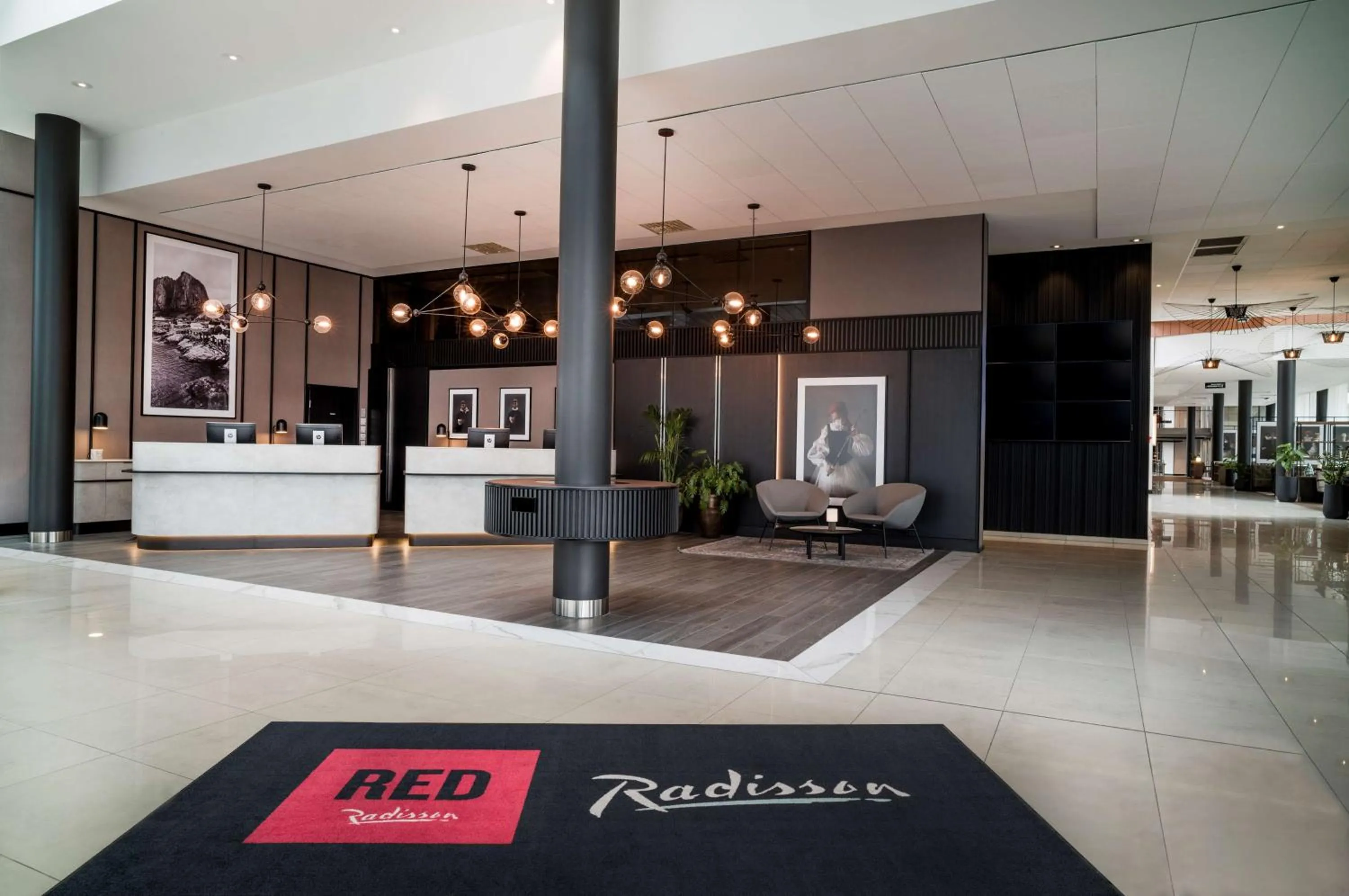 Lobby or reception in Radisson Hotel & Conference Centre Oslo Airport