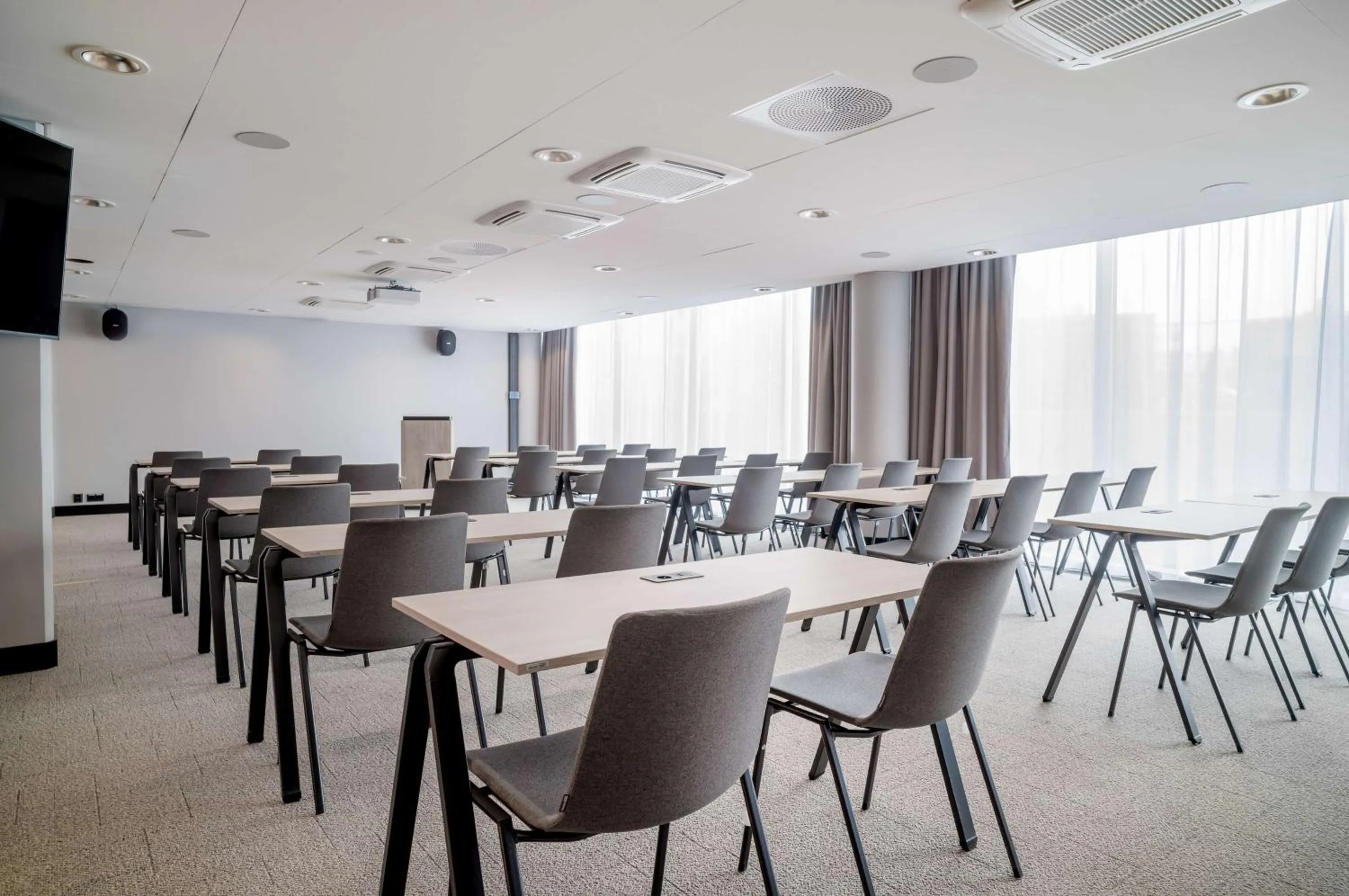 Meeting/conference room in Radisson Hotel & Conference Centre Oslo Airport