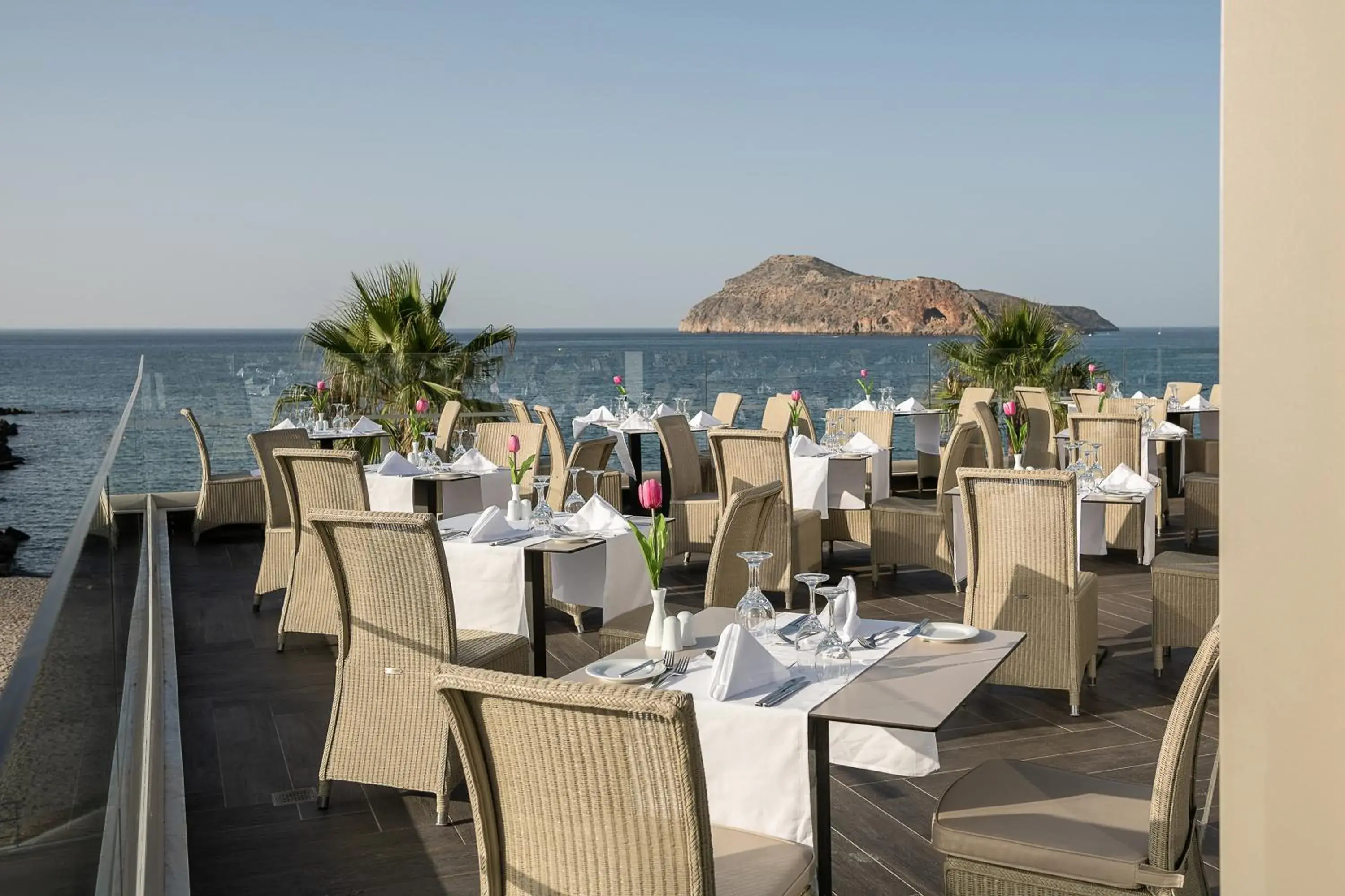 Restaurant/places to eat in Porto Platanias Beach Resort & Spa Restaurant/places to eat in Porto Platanias Beach Resort & Spa