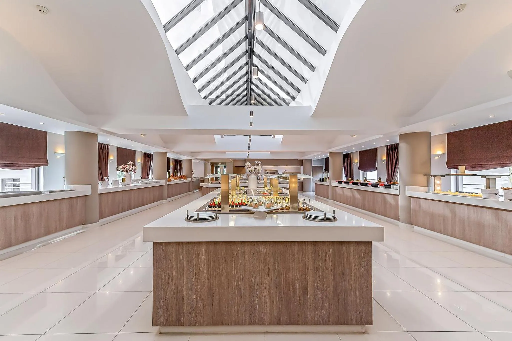 Restaurant/places to eat in Porto Platanias Beach Resort & Spa