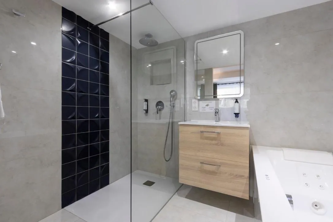 Hot Tub in Auberge Kallisté - Eco Label