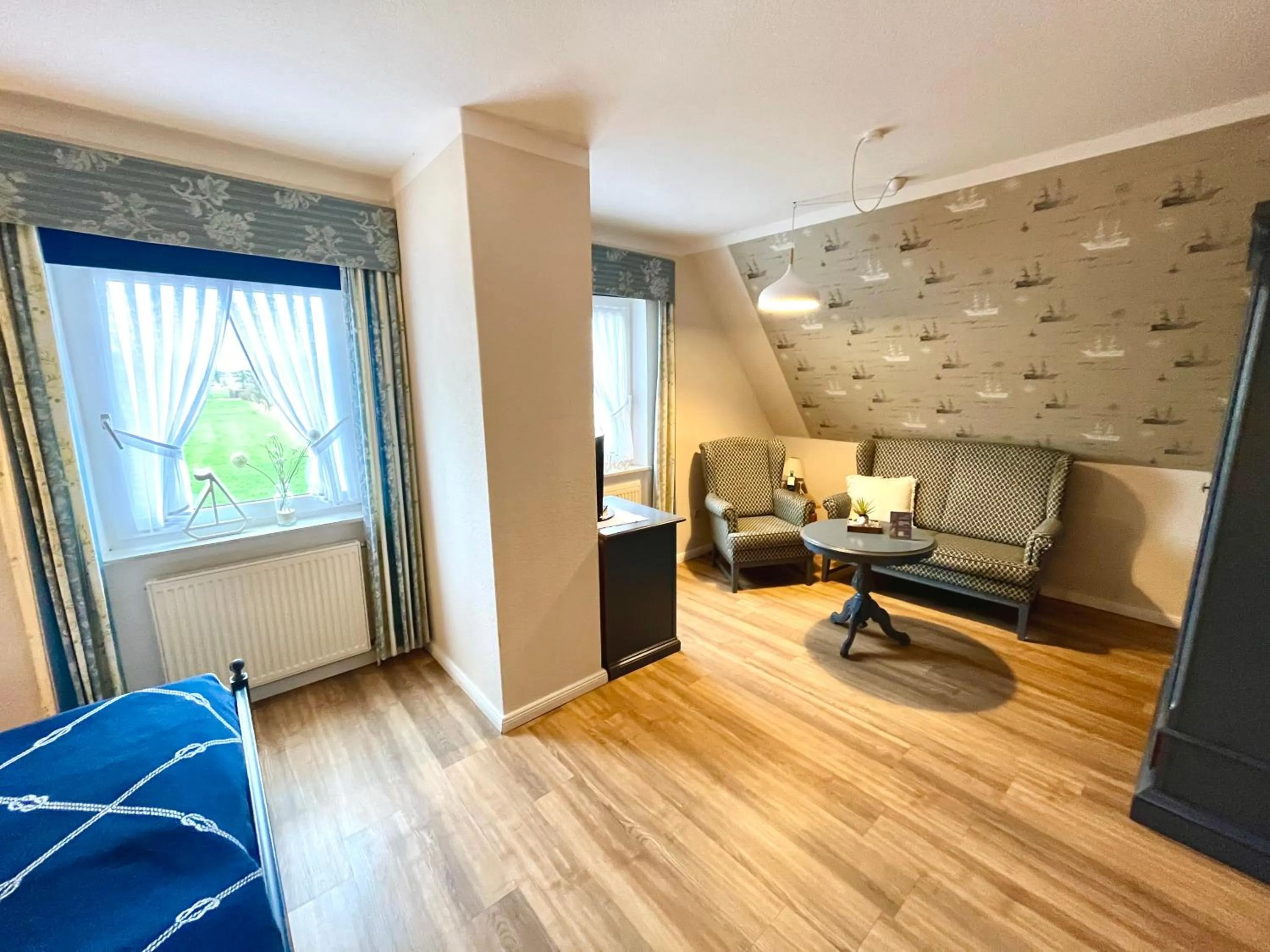 Photo of the whole room in Landhotel Esen