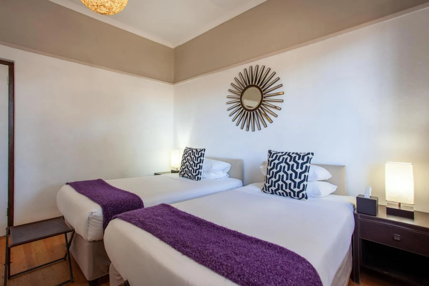 Bed in Inverdoorn Game Reserve Lodge