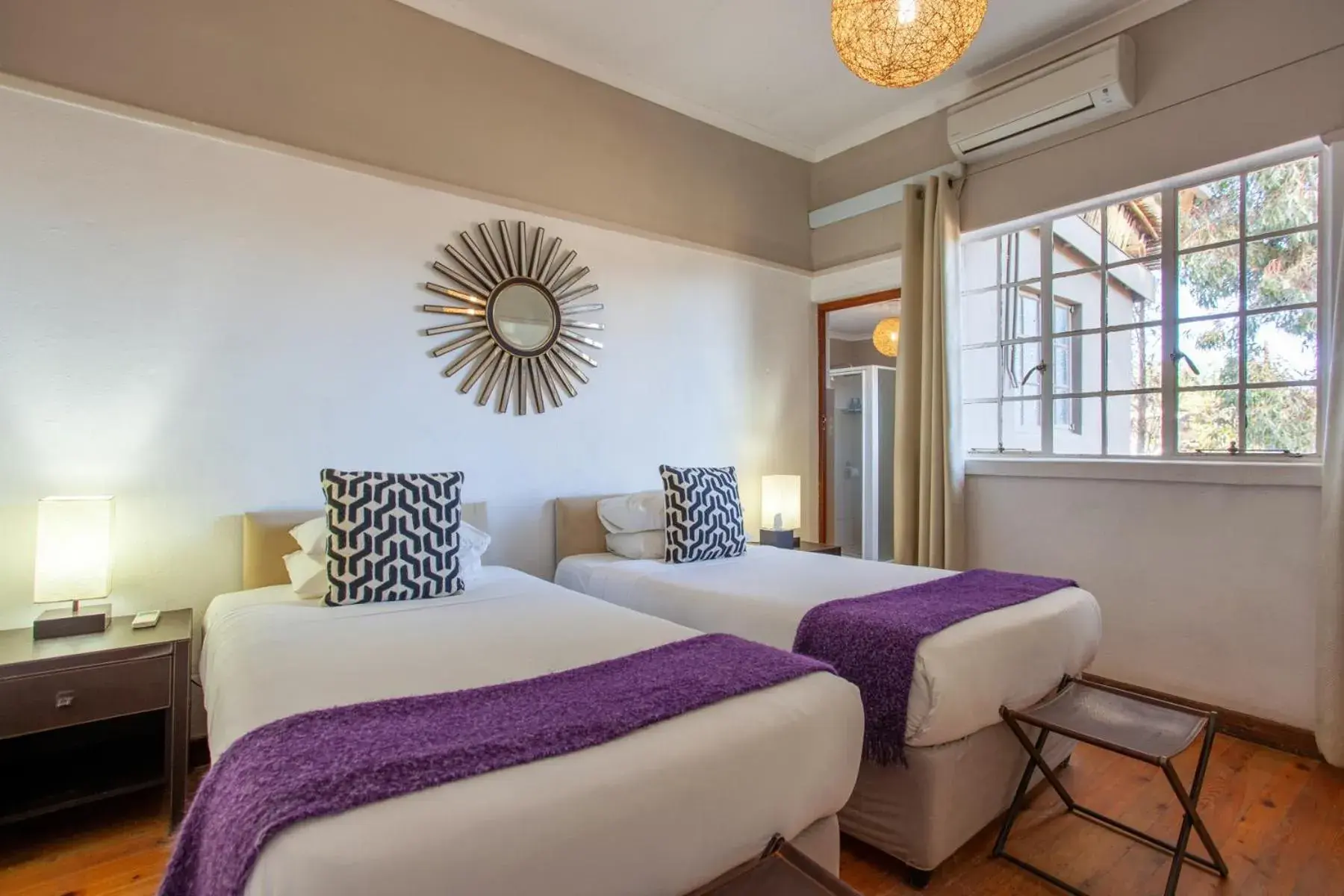 Bed in Inverdoorn Game Reserve Lodge Bed in Inverdoorn Game Reserve Lodge