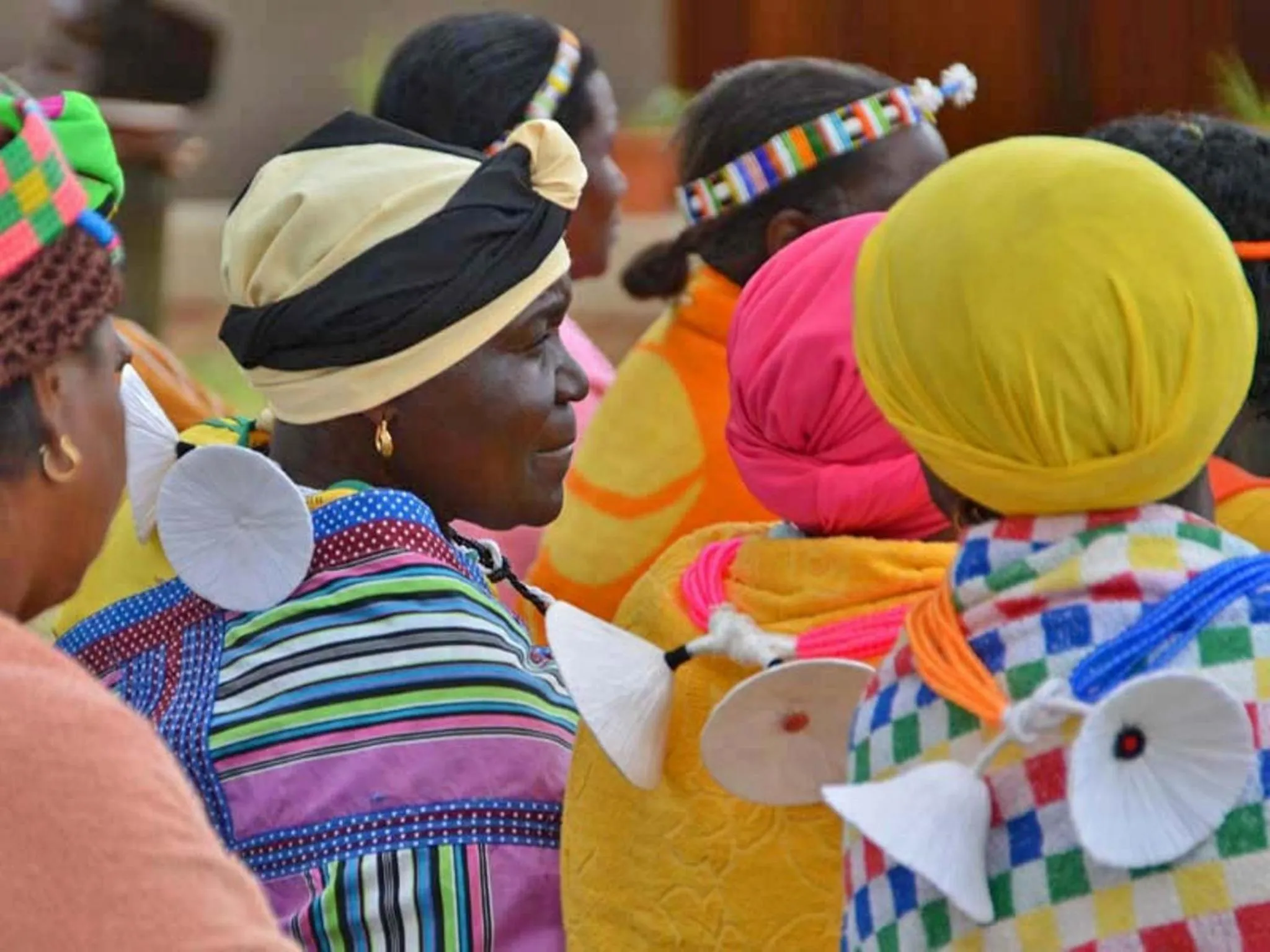 People in Madi a Thavha Mountain Lodge