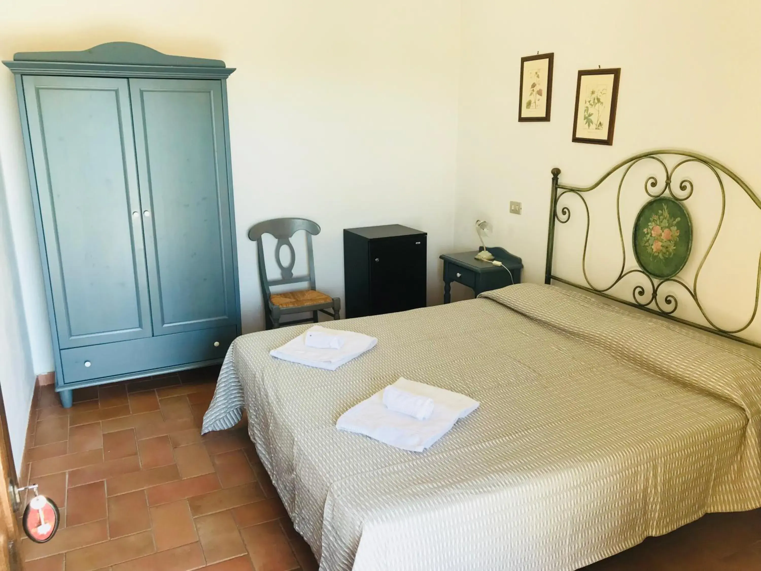 Economy Double Room - single occupancy in Castello Cortevecchio Economy Double Room - single occupancy in Castello Cortevecchio