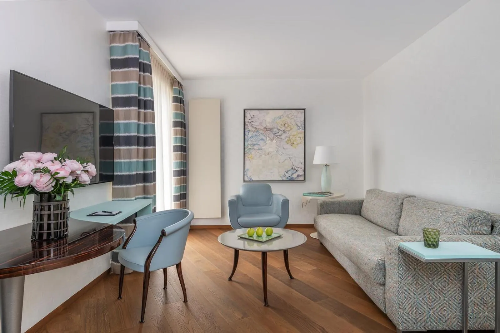 Living room in Hotel Eden Roc - The Leading Hotels of the World