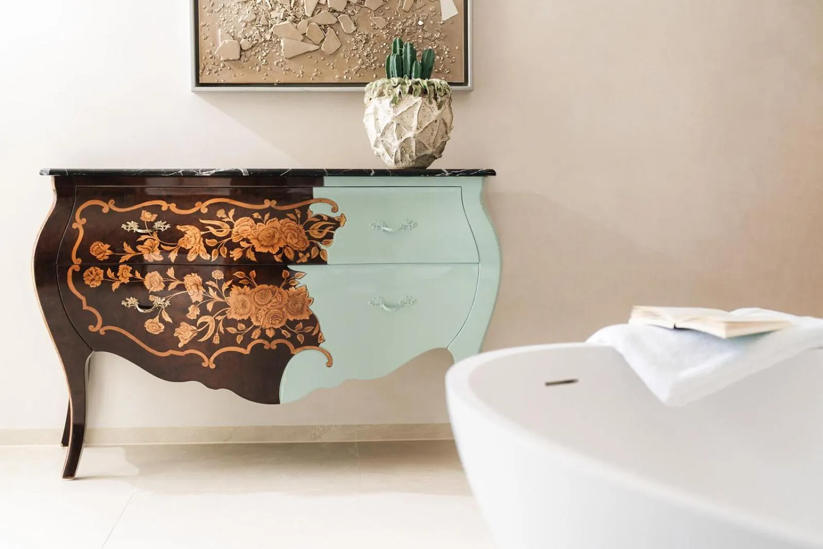 Bathroom in Hotel Eden Roc - The Leading Hotels of the World