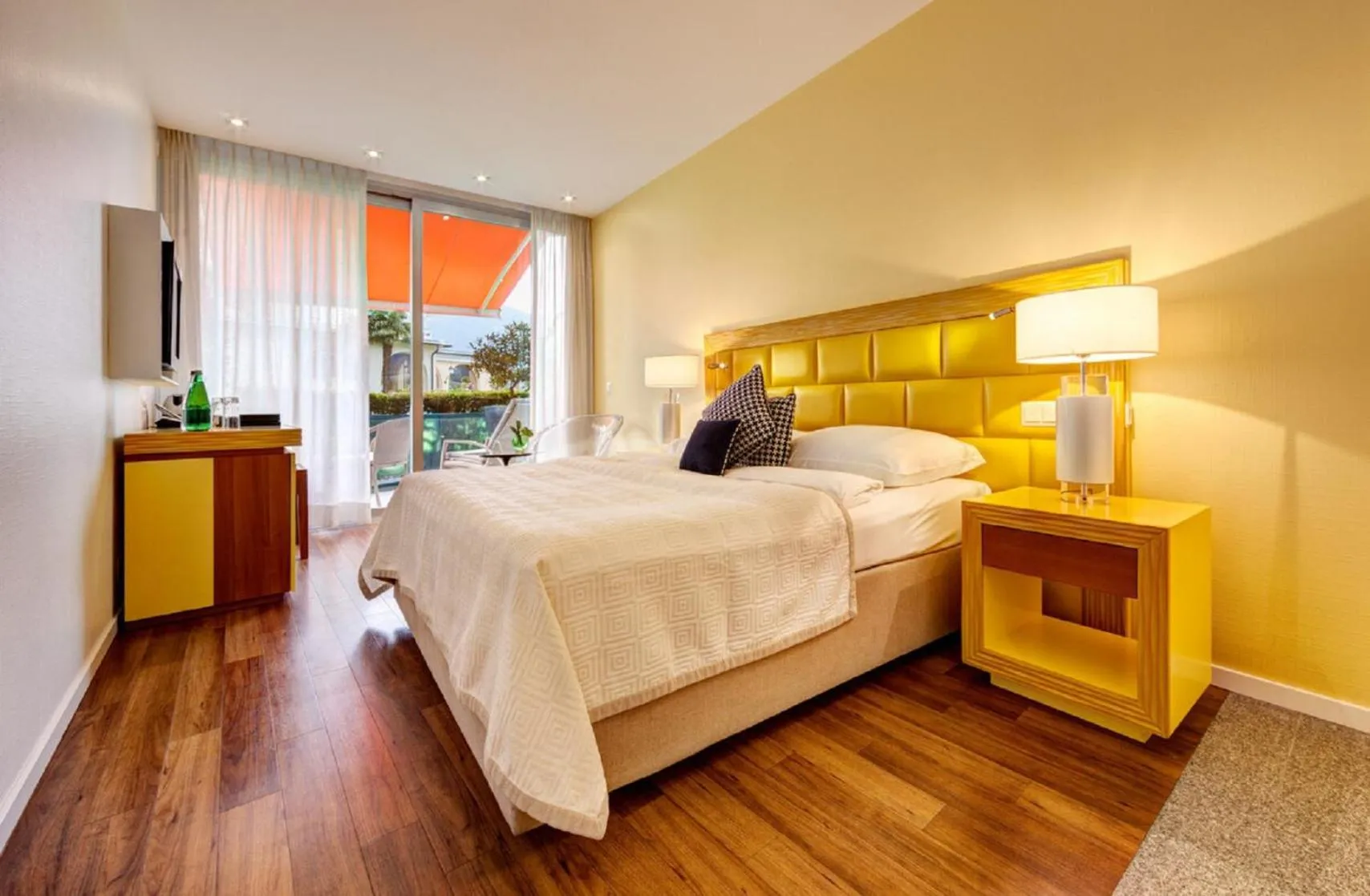 Photo of the whole room, Bed in Hotel Eden Roc - The Leading Hotels of the World