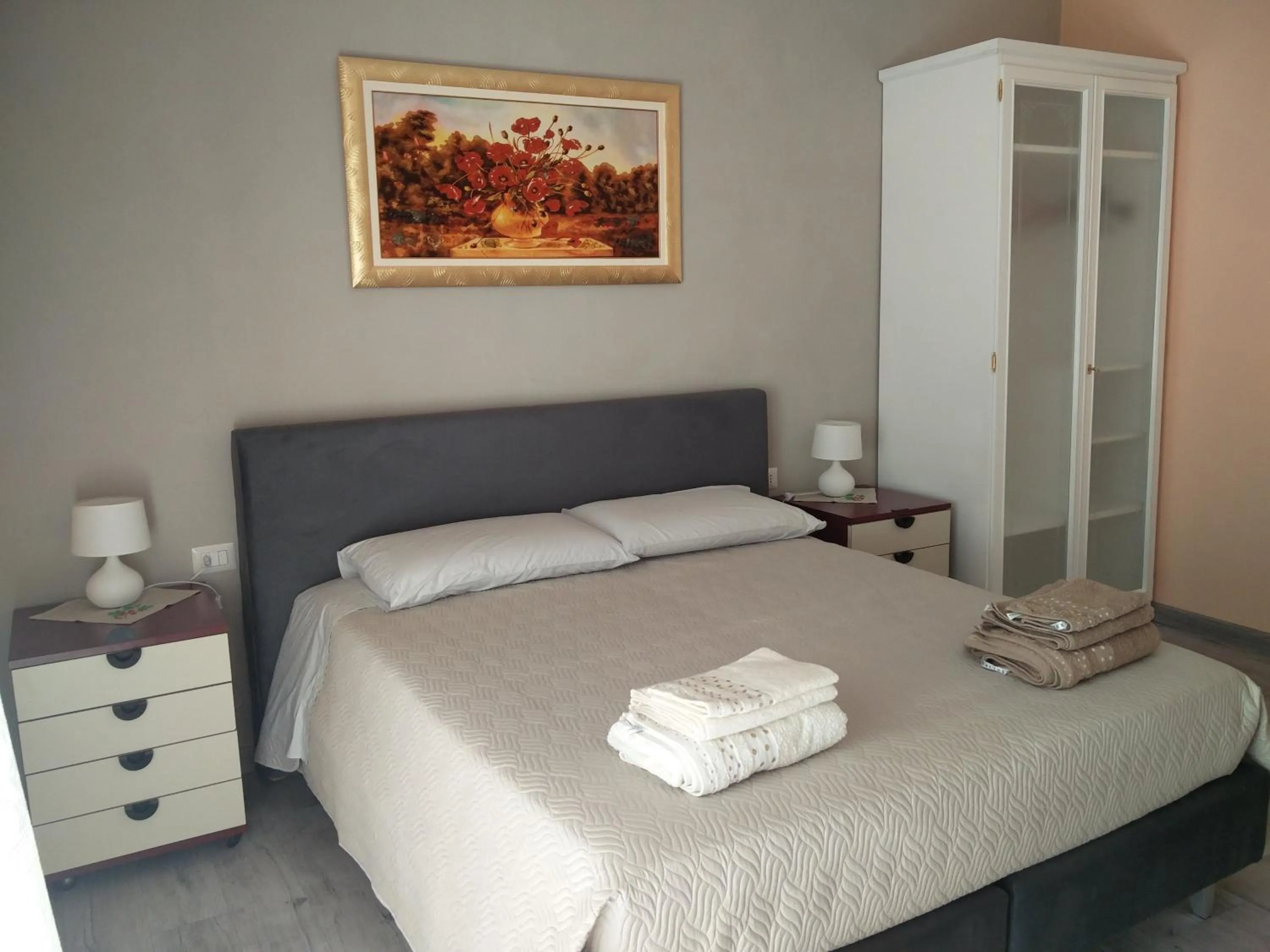 Bedroom, Bed in Julia B&B