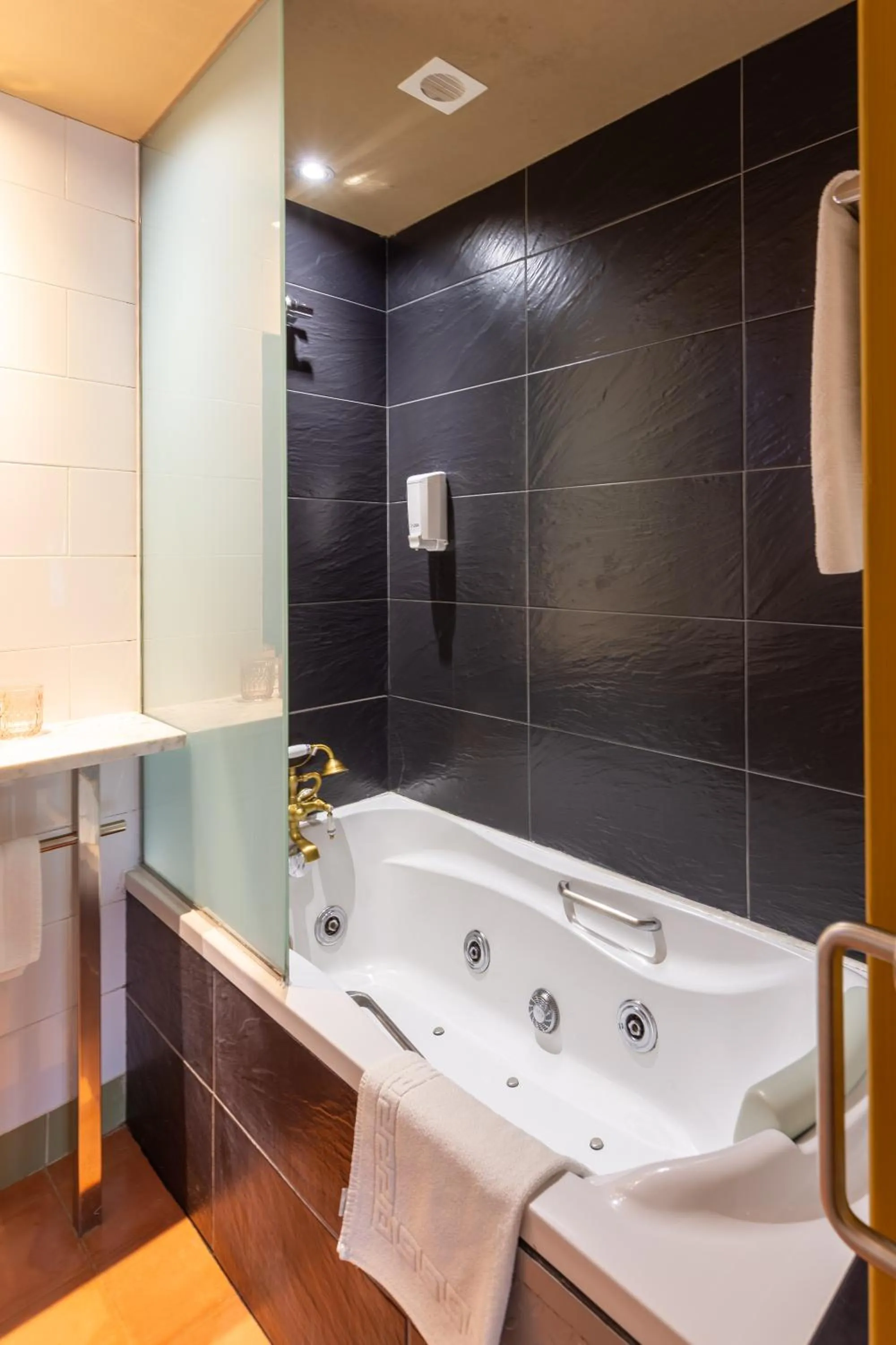 Hot Tub in Els Jardins De La Martana