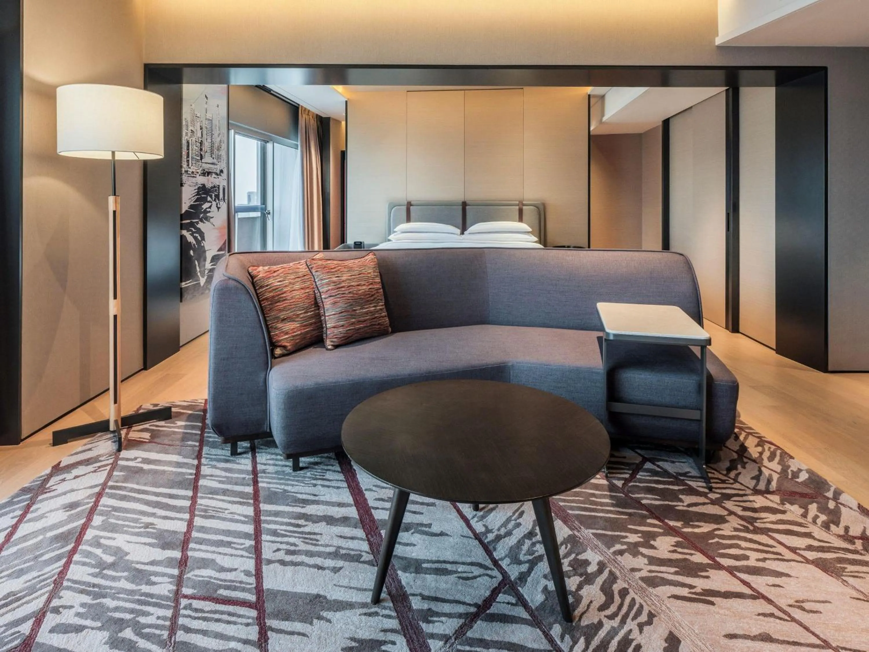 Bedroom, Bed in Swissotel The Stamford Singapore