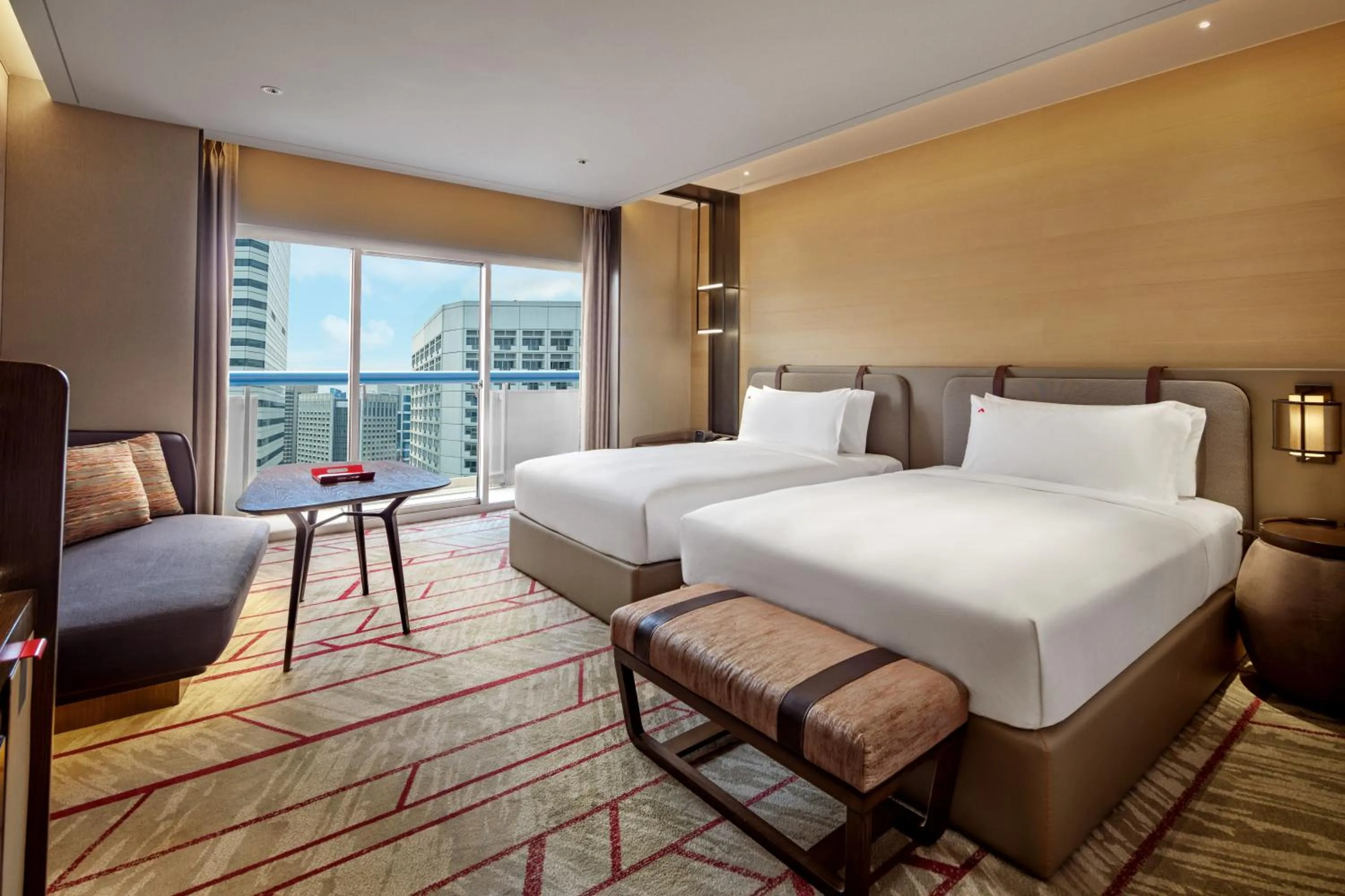 Bed in Swissotel The Stamford Singapore