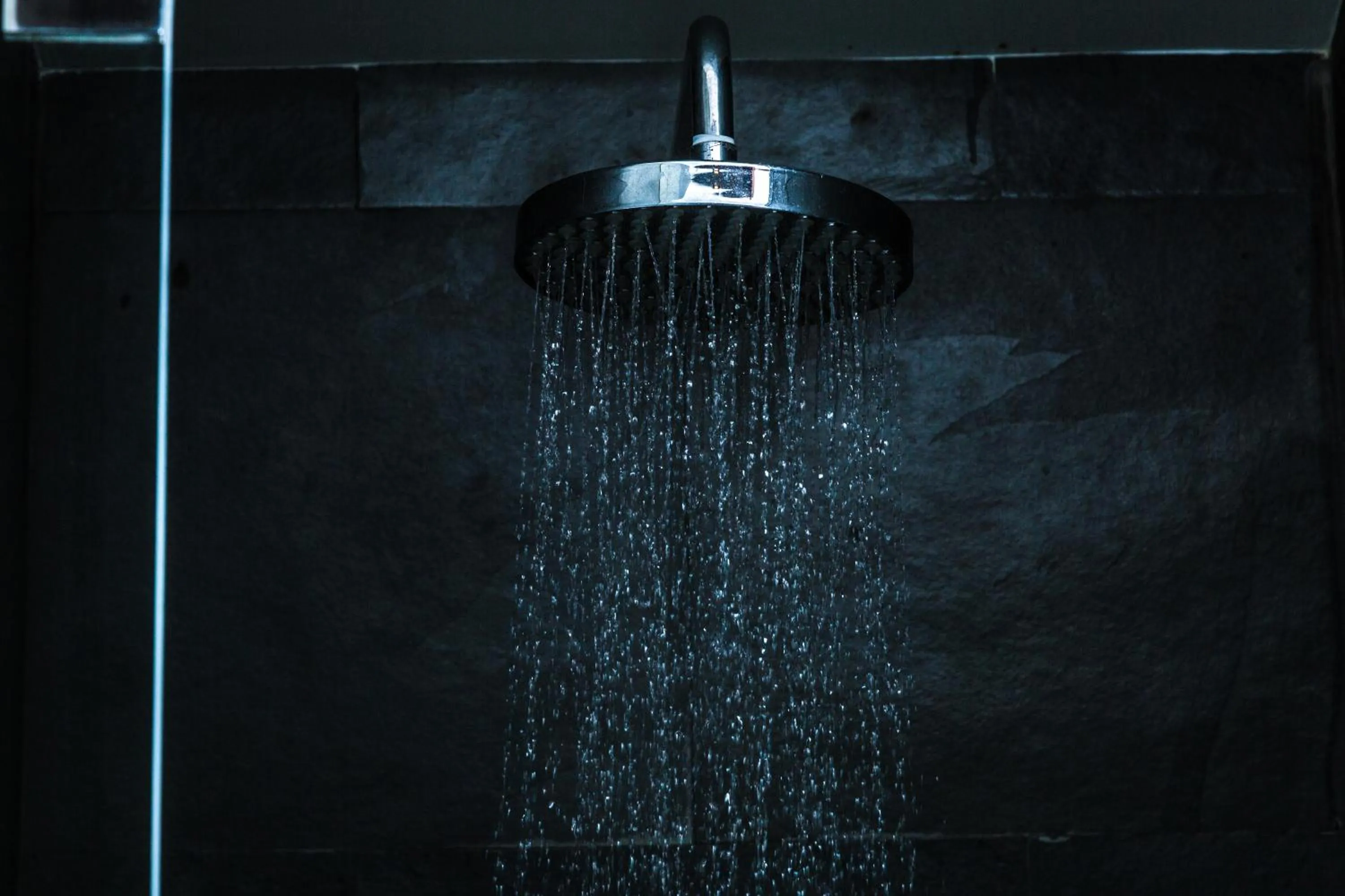 Shower in BTH Hotel – Boutique Concept