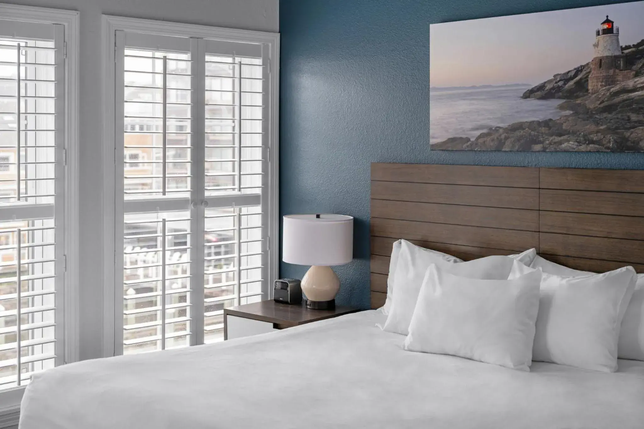 Bedroom, Bed in Club Wyndham Newport Onshore Bedroom, Bed in Club Wyndham Newport Onshore