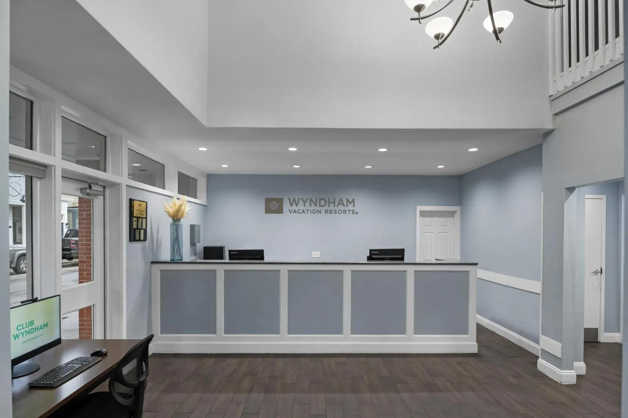 Lobby or reception in Club Wyndham Newport Onshore Lobby or reception in Club Wyndham Newport Onshore
