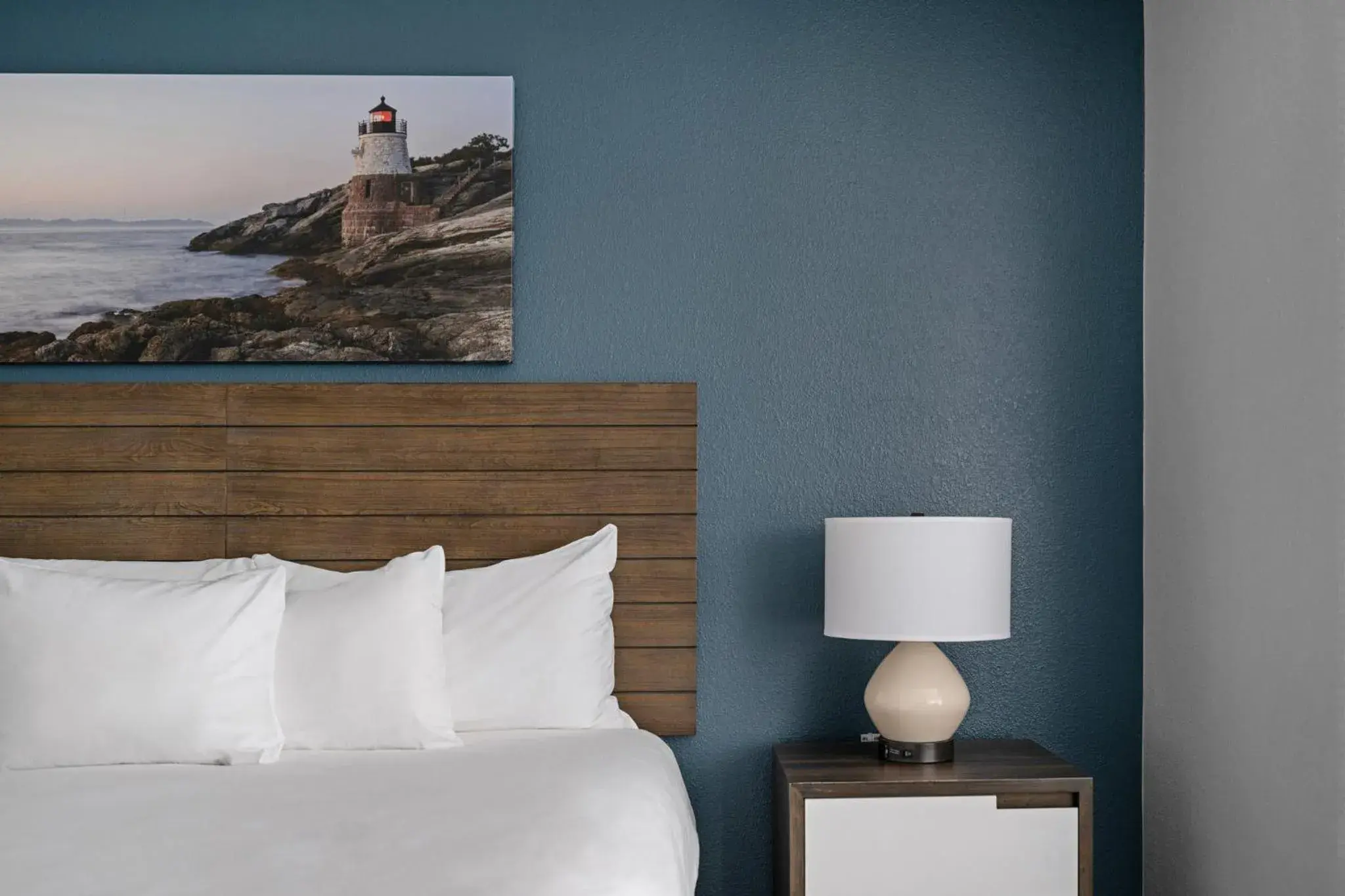 Bedroom, Bed in Club Wyndham Newport Onshore Bedroom, Bed in Club Wyndham Newport Onshore