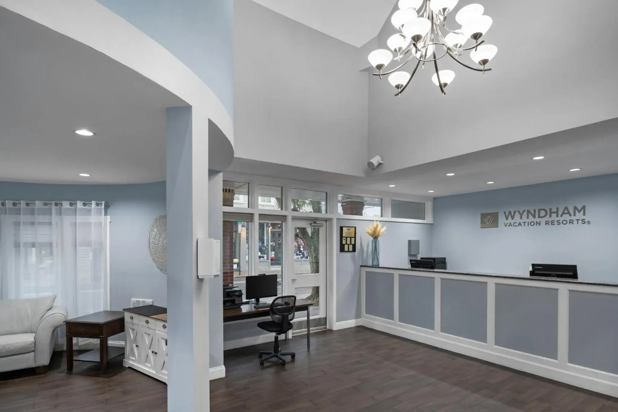 Lobby or reception in Club Wyndham Newport Onshore Lobby or reception in Club Wyndham Newport Onshore