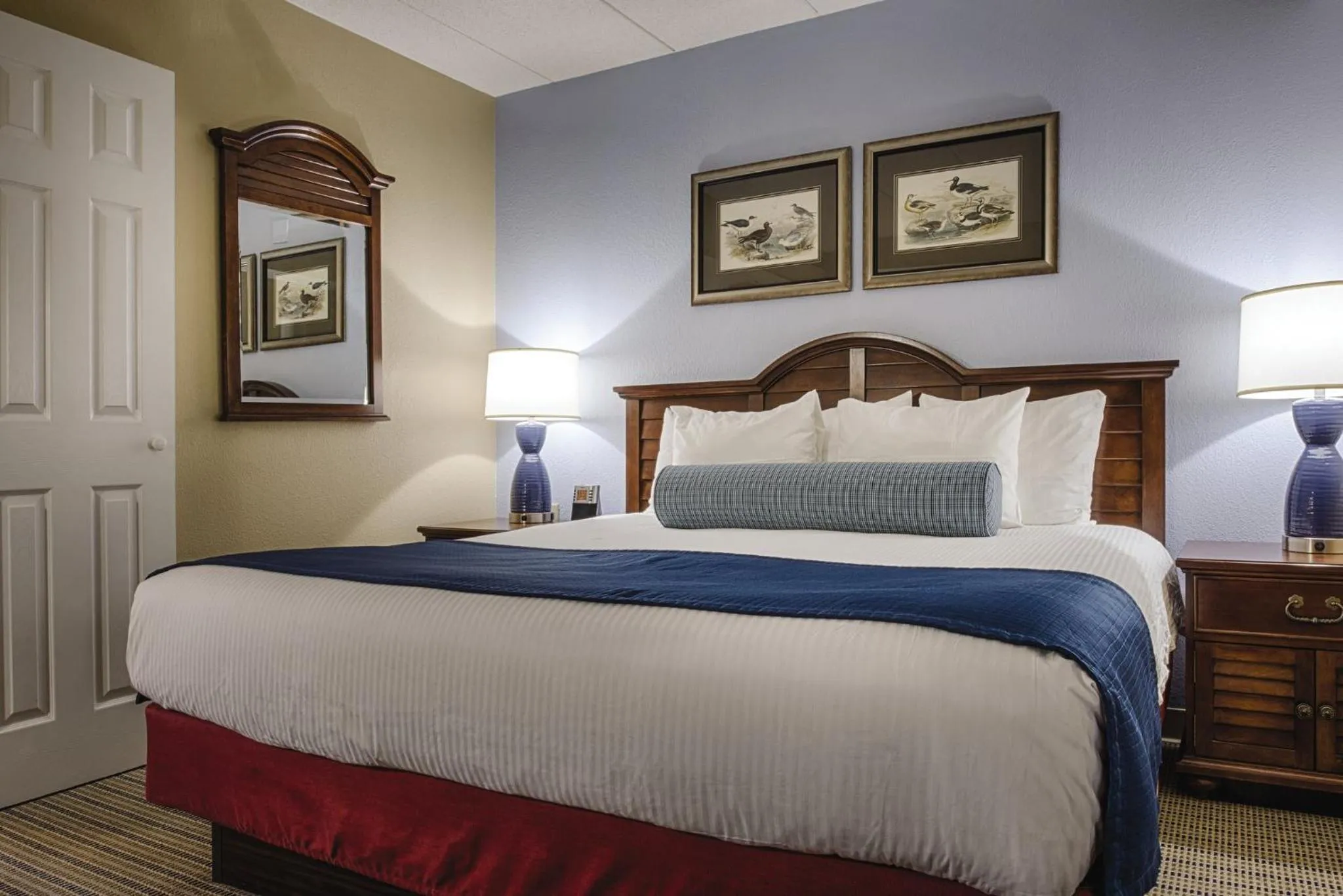 Bedroom, Bed in Club Wyndham Inn on Long Wharf