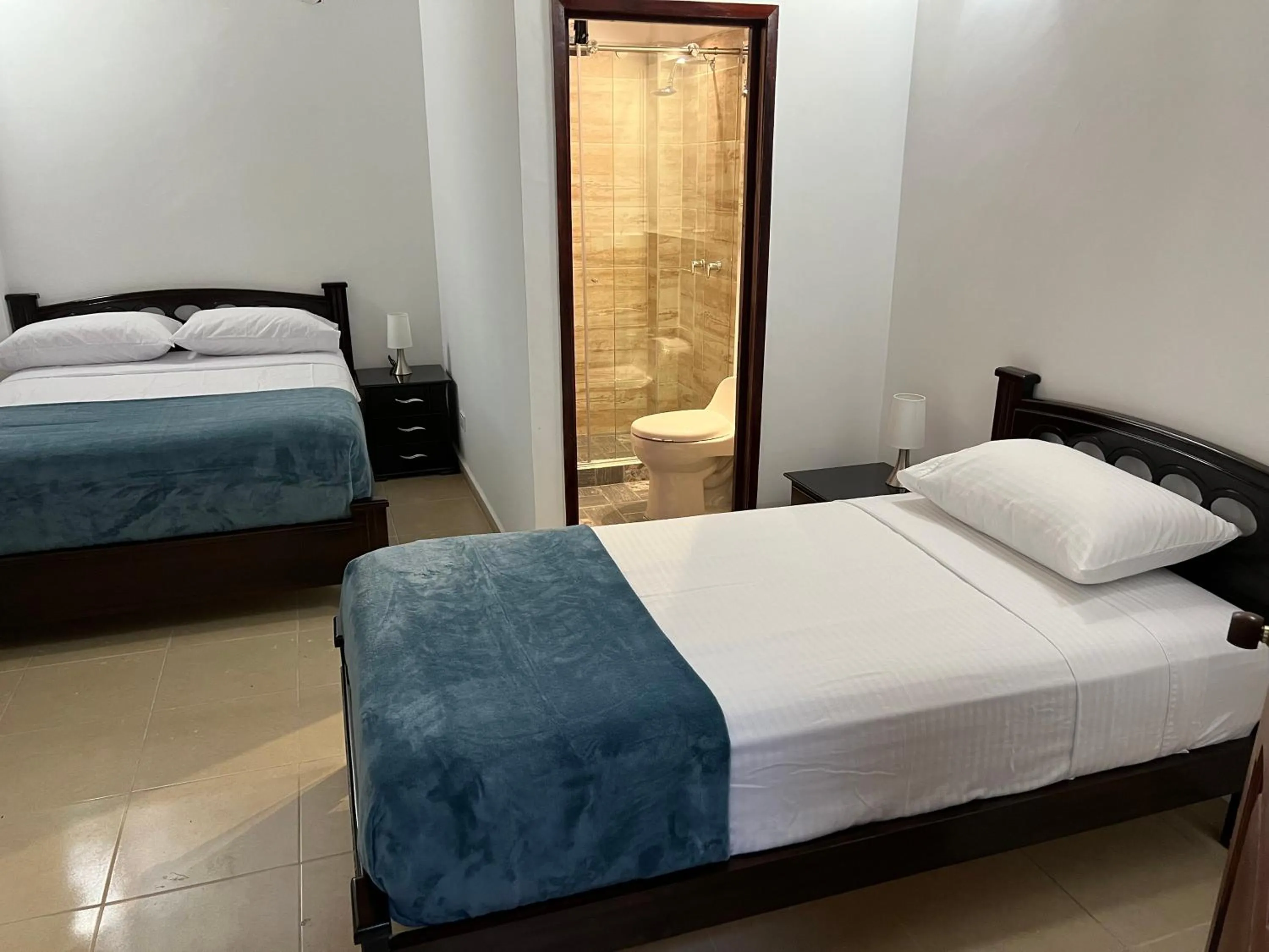 Triple Room with Private Bathroom in Villa Thiago Finca