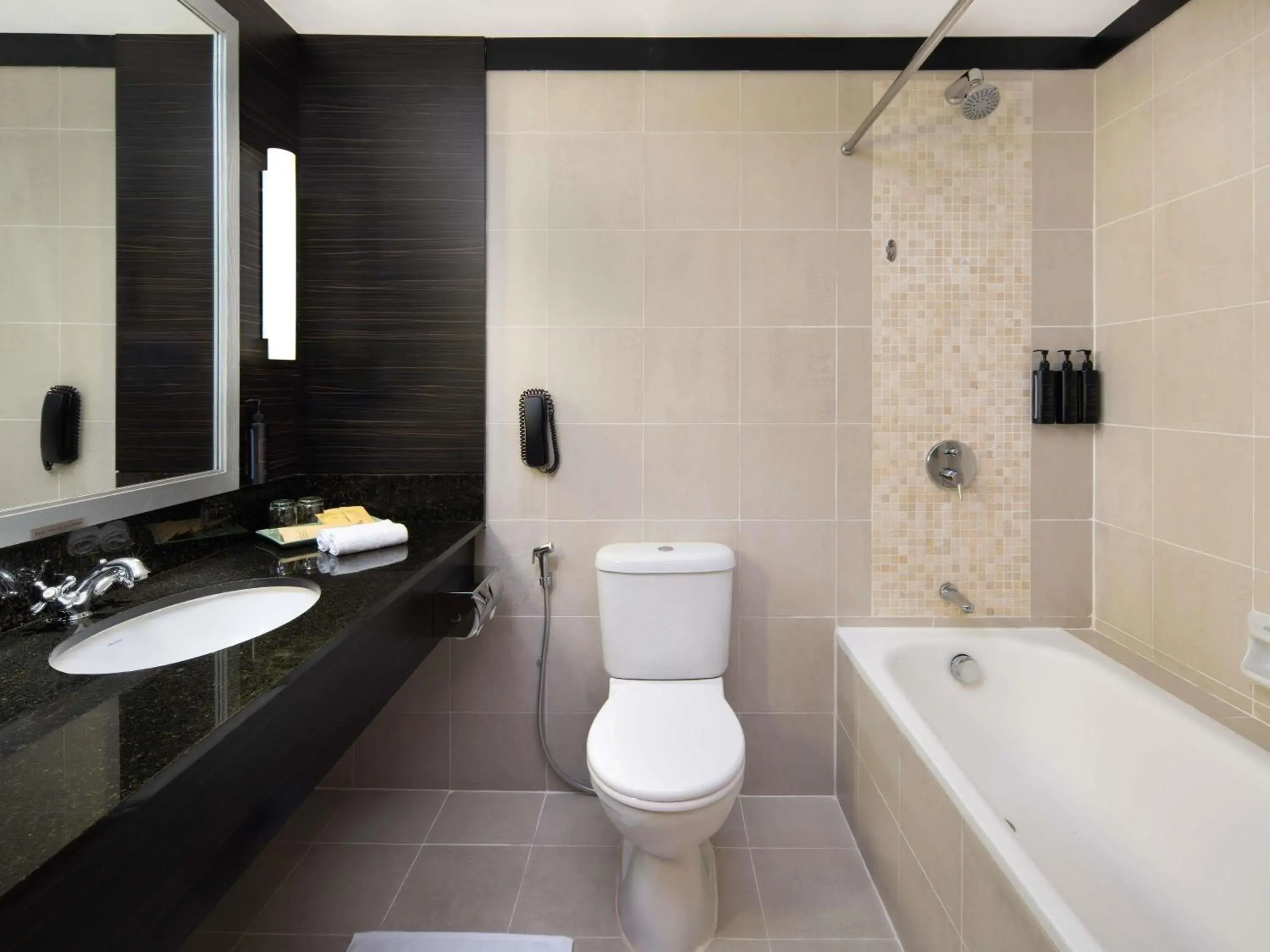 Bedroom in Grand Mercure Singapore Roxy Bedroom in Grand Mercure Singapore Roxy