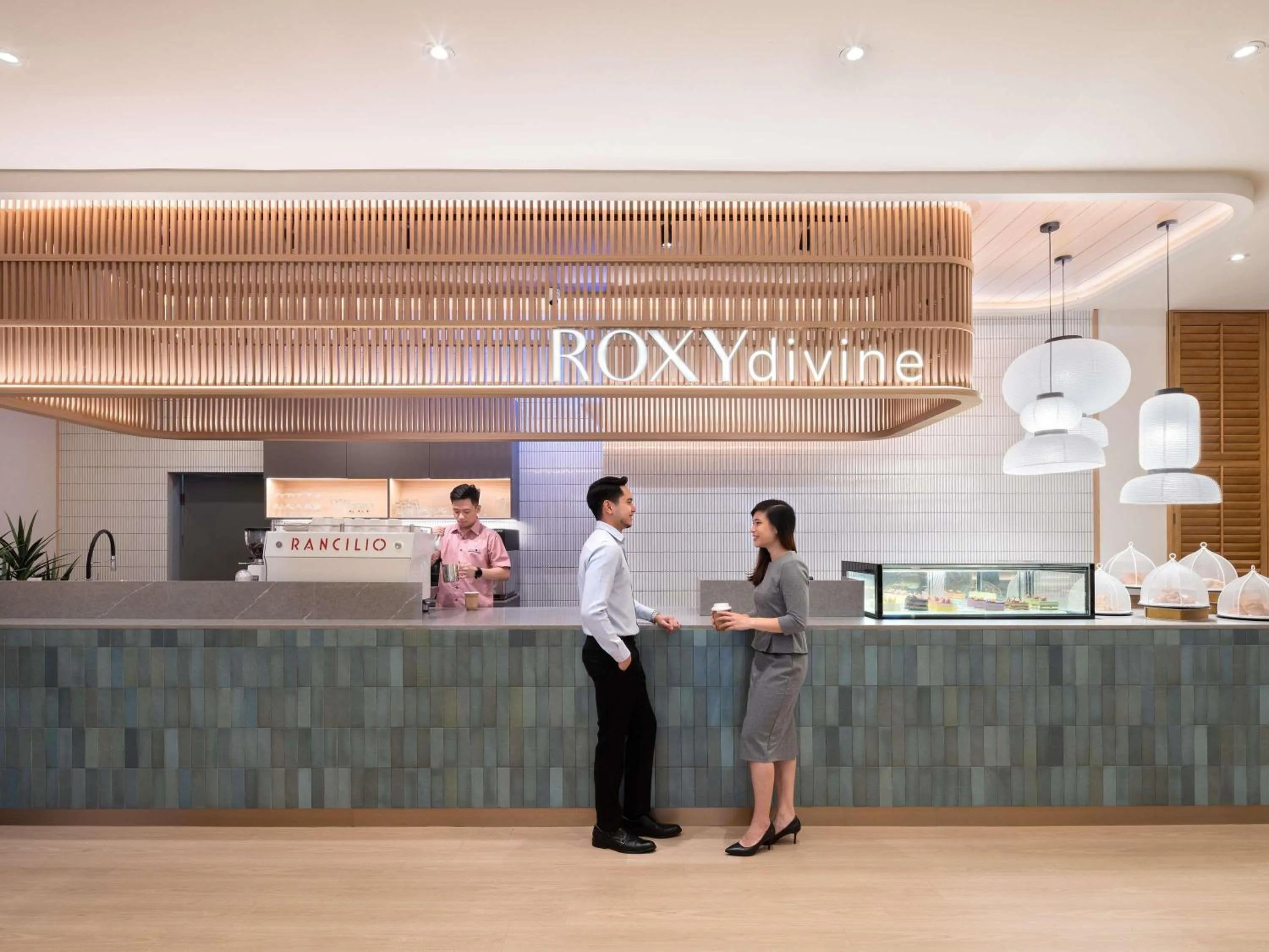 Restaurant/places to eat in Grand Mercure Singapore Roxy