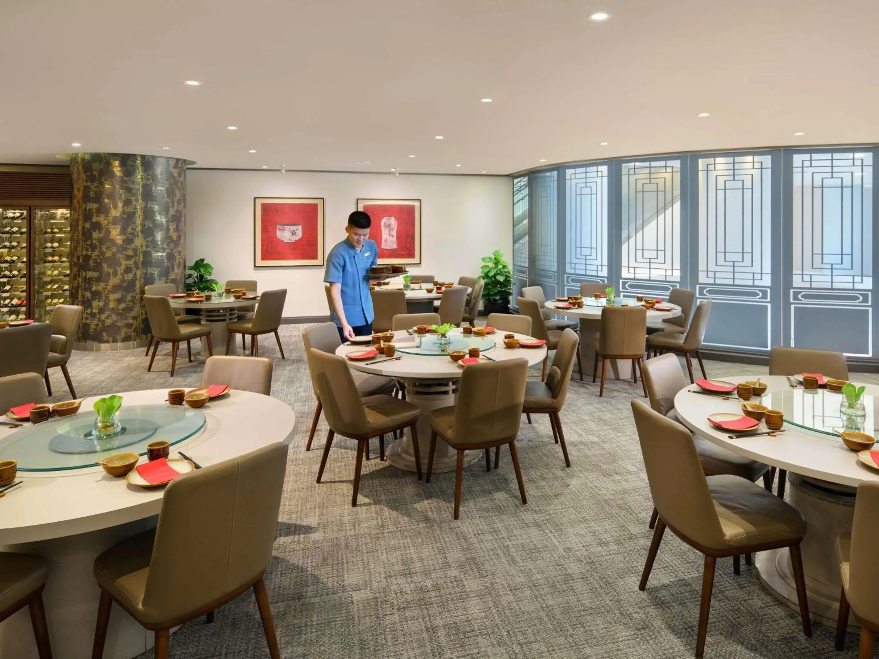 Restaurant/places to eat in Grand Mercure Singapore Roxy Restaurant/places to eat in Grand Mercure Singapore Roxy