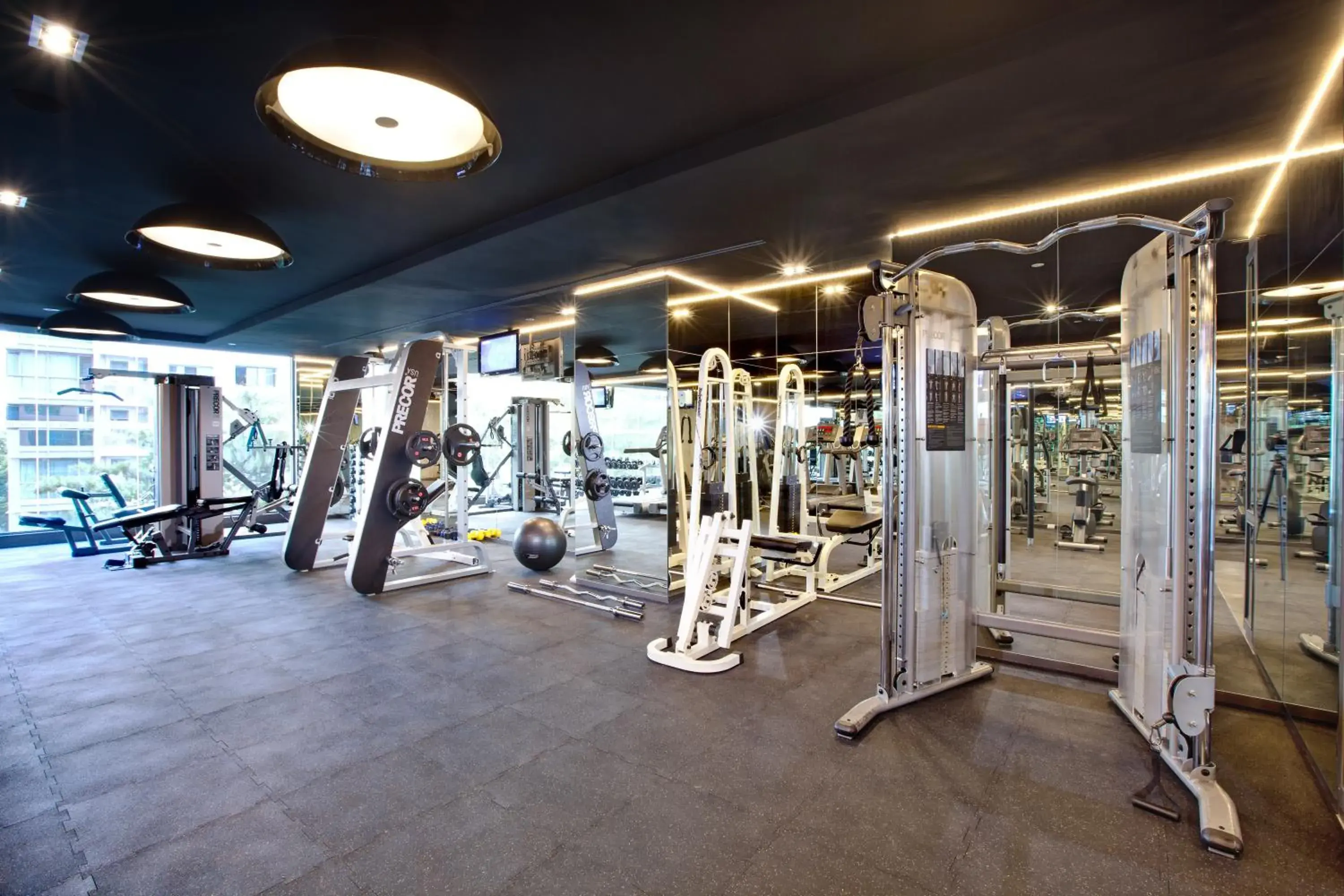 Fitness centre/facilities in Grand Mercure Singapore Roxy Fitness centre/facilities in Grand Mercure Singapore Roxy