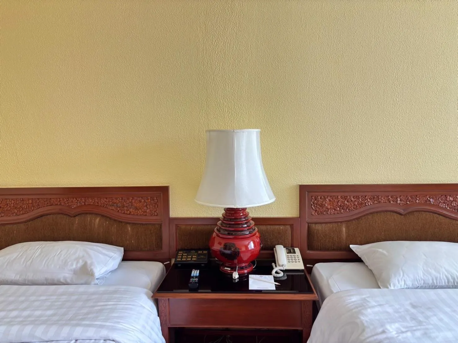 Bedroom, Bed in The Empress Hotel