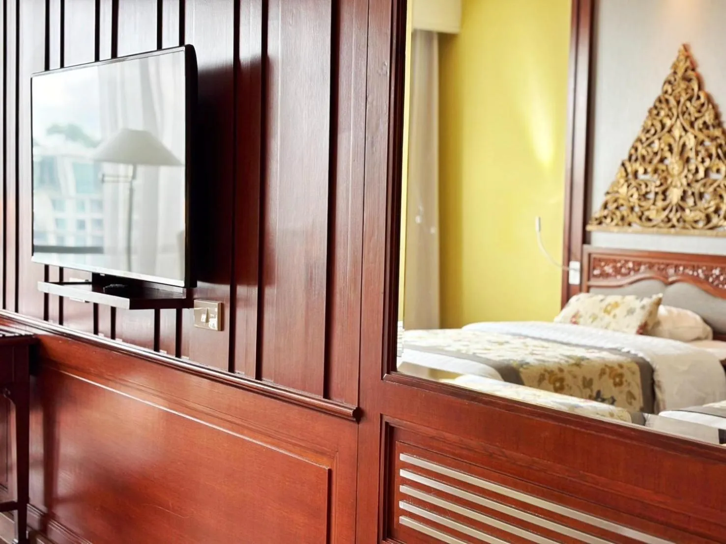 Bedroom, Bed in The Empress Hotel