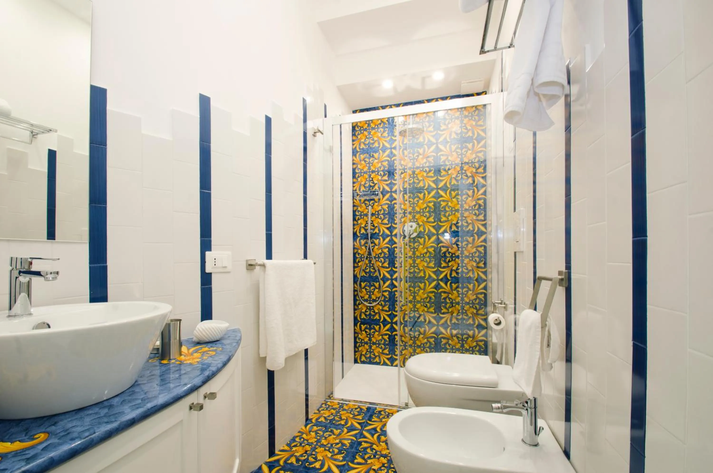 Bathroom in B&B Maiori Luxury