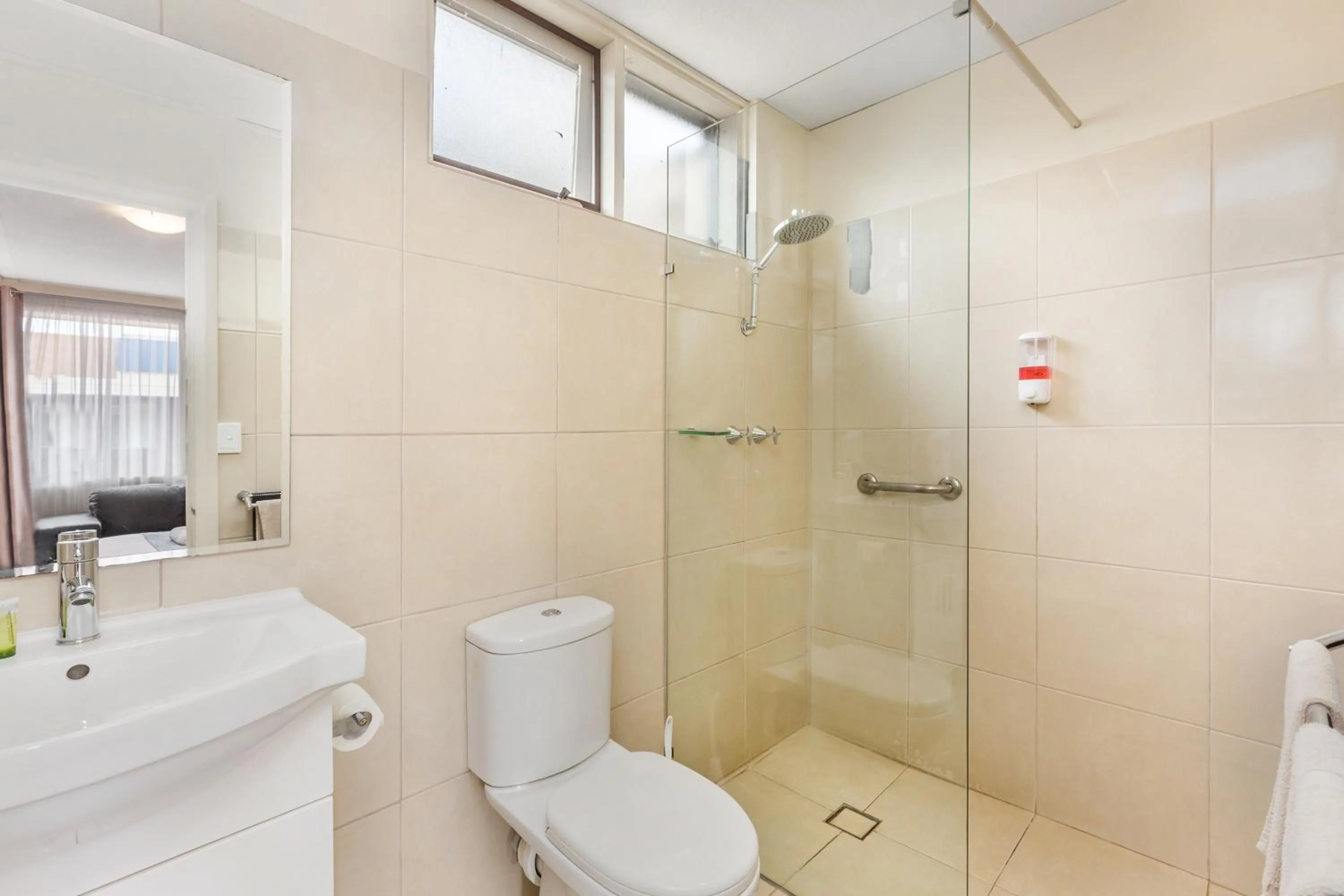 Bathroom in Bendigo McIvor Motor Inn