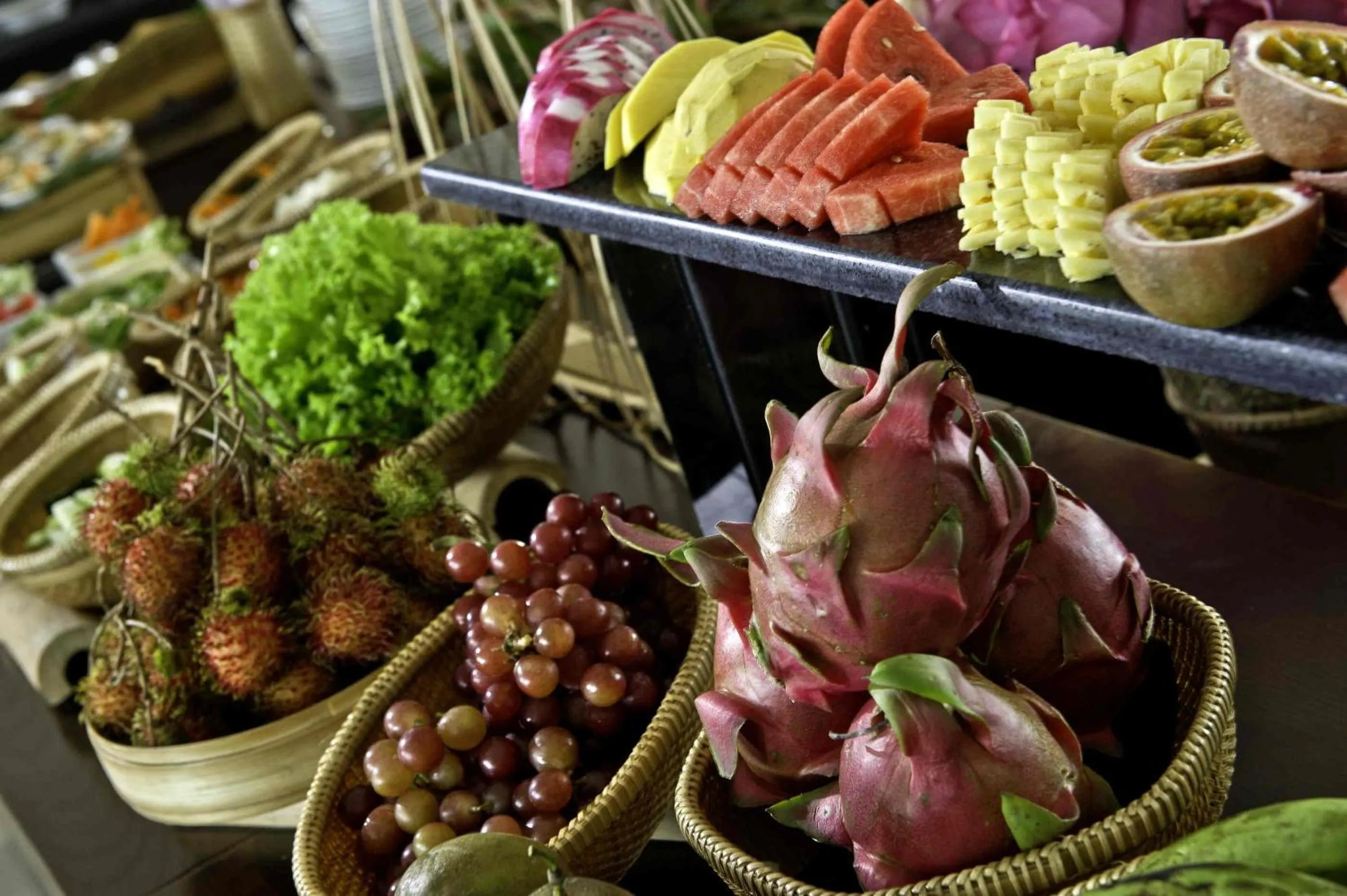 Restaurant/places to eat in Orchid Hotel