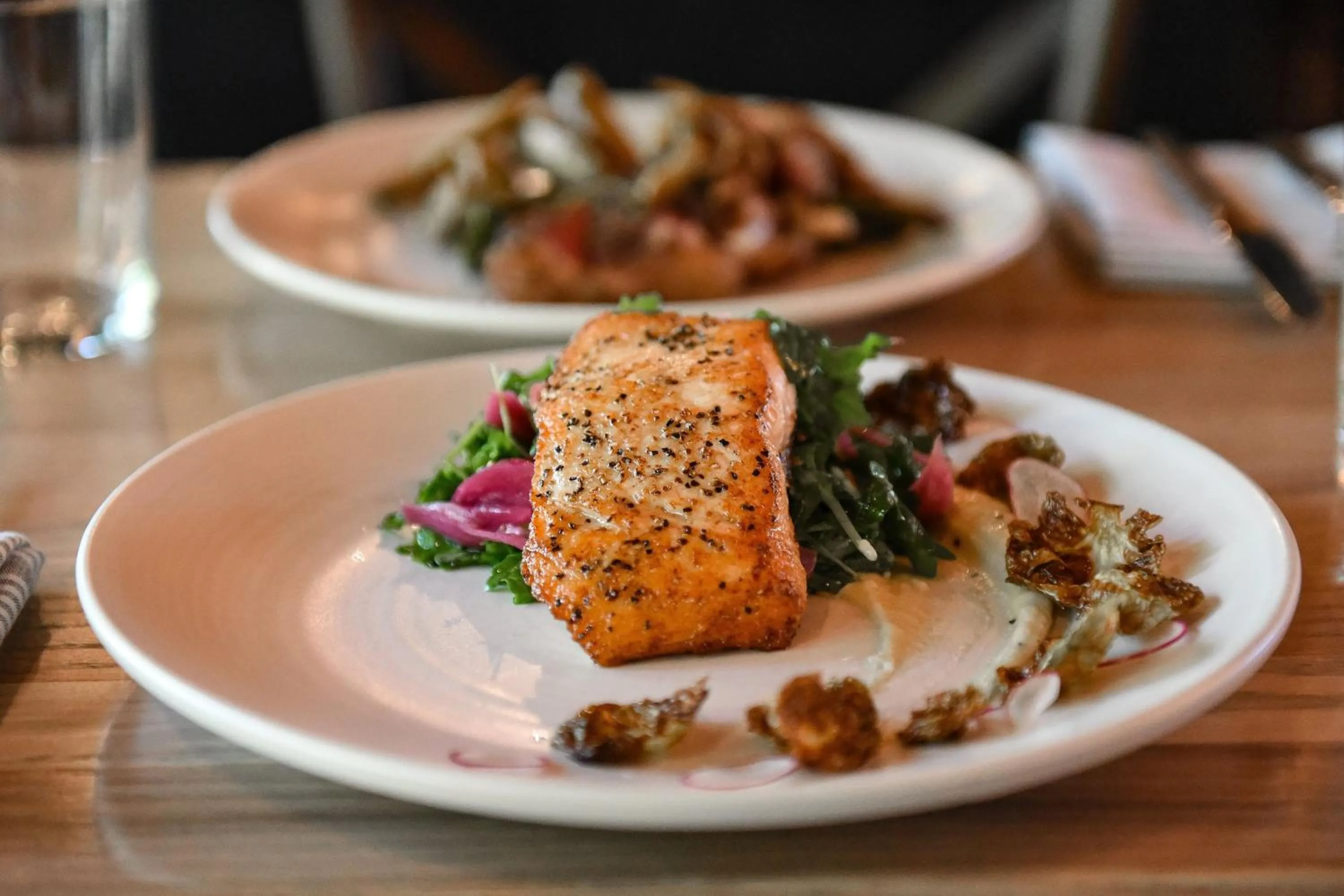 Restaurant/places to eat in Sheraton Redding Hotel at the Sundial Bridge