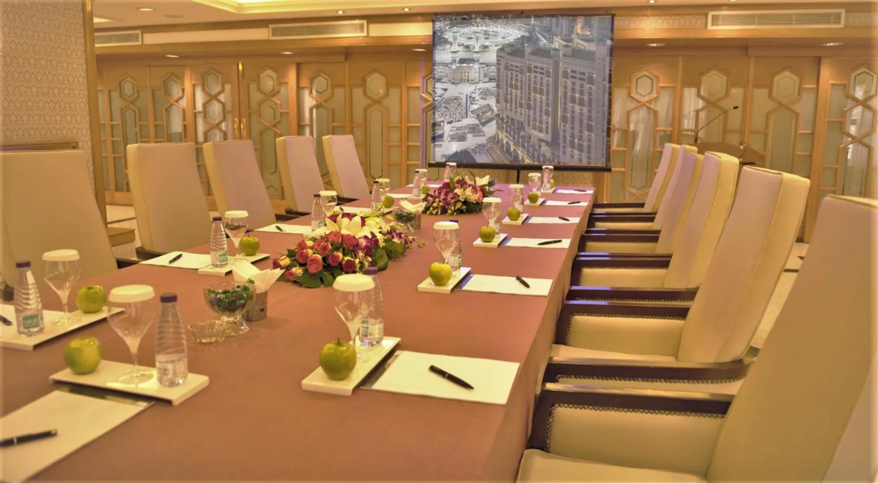 Meeting/conference room in Makkah Towers